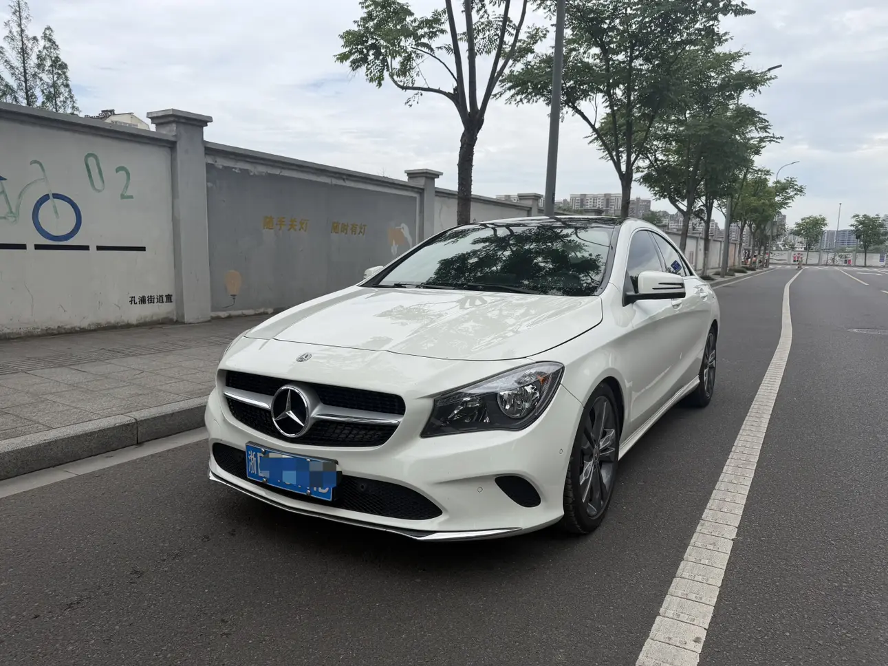 Mercedes-Benz CLA (Imported)