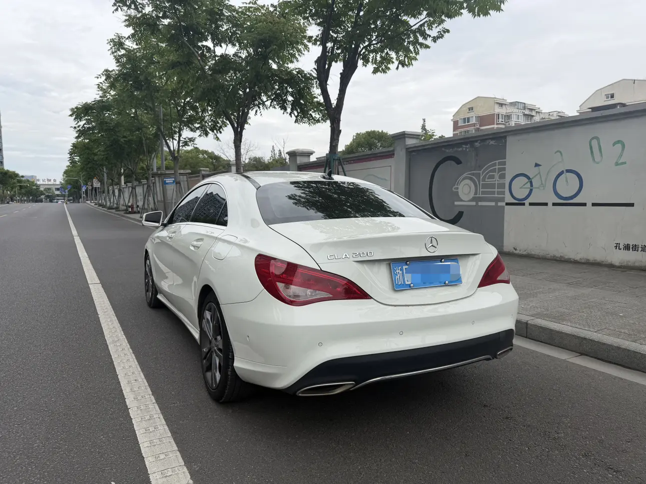 Mercedes-Benz CLA (Imported)