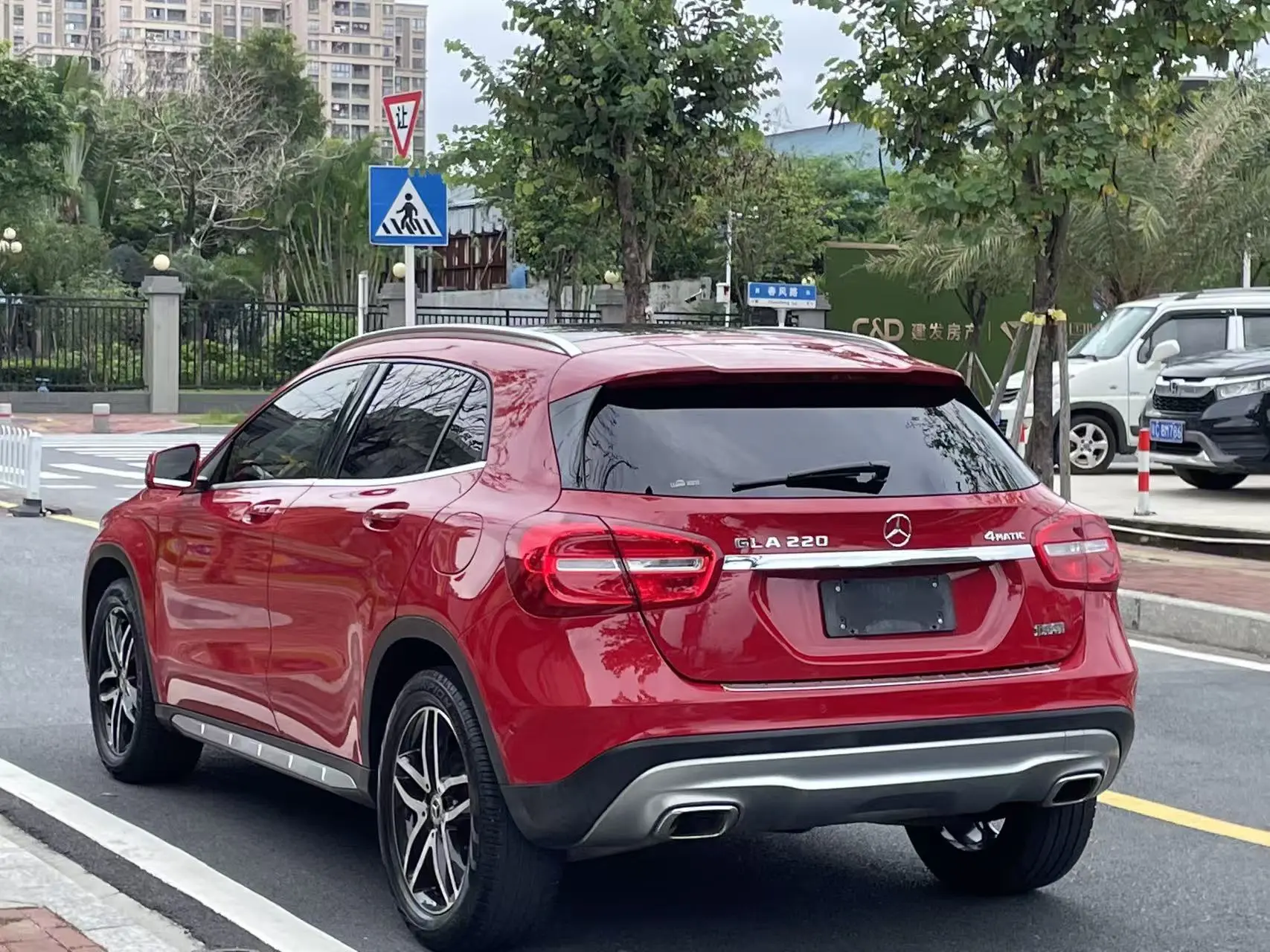 Mercedes-Benz GLA