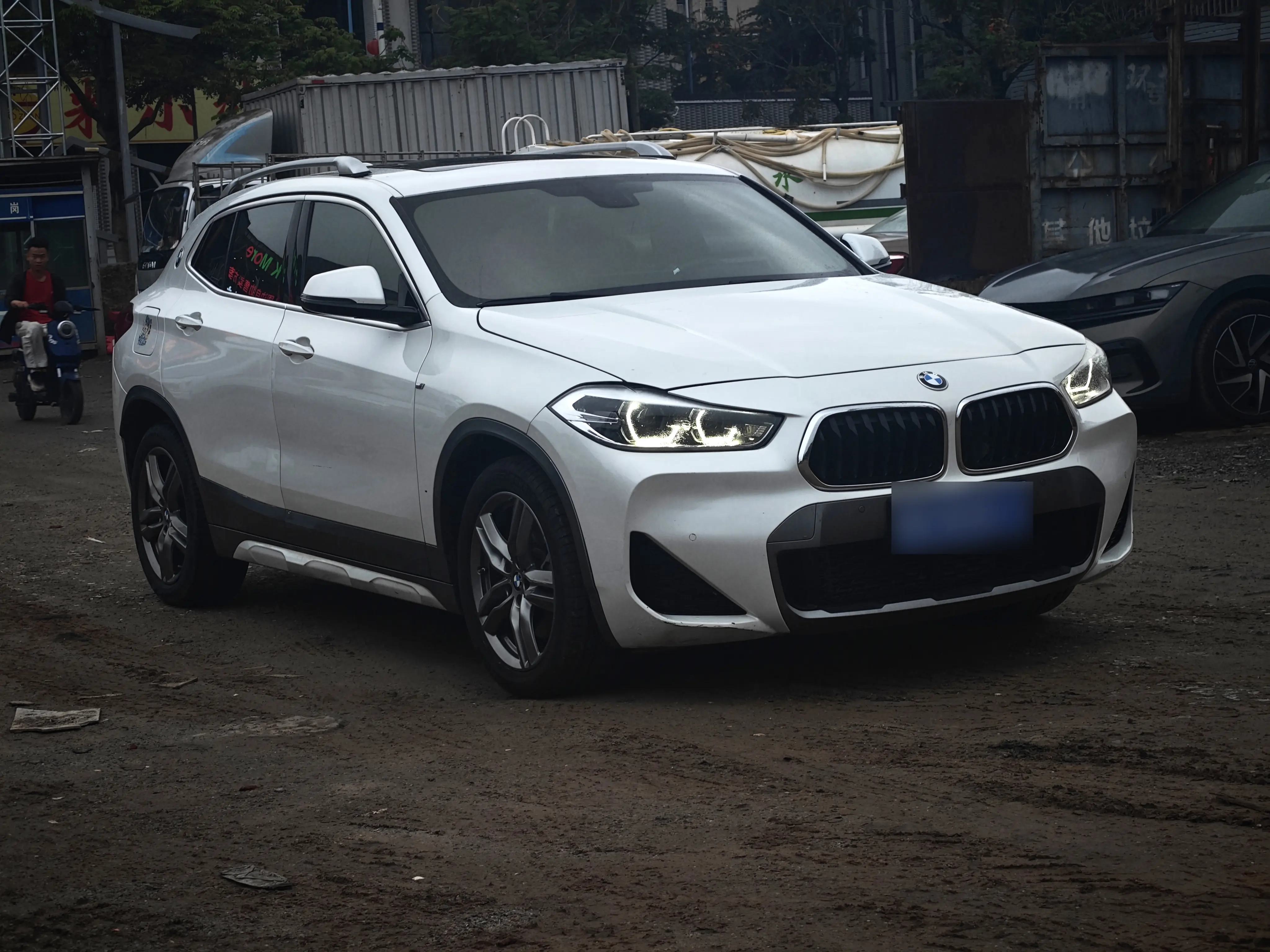 BMW X2