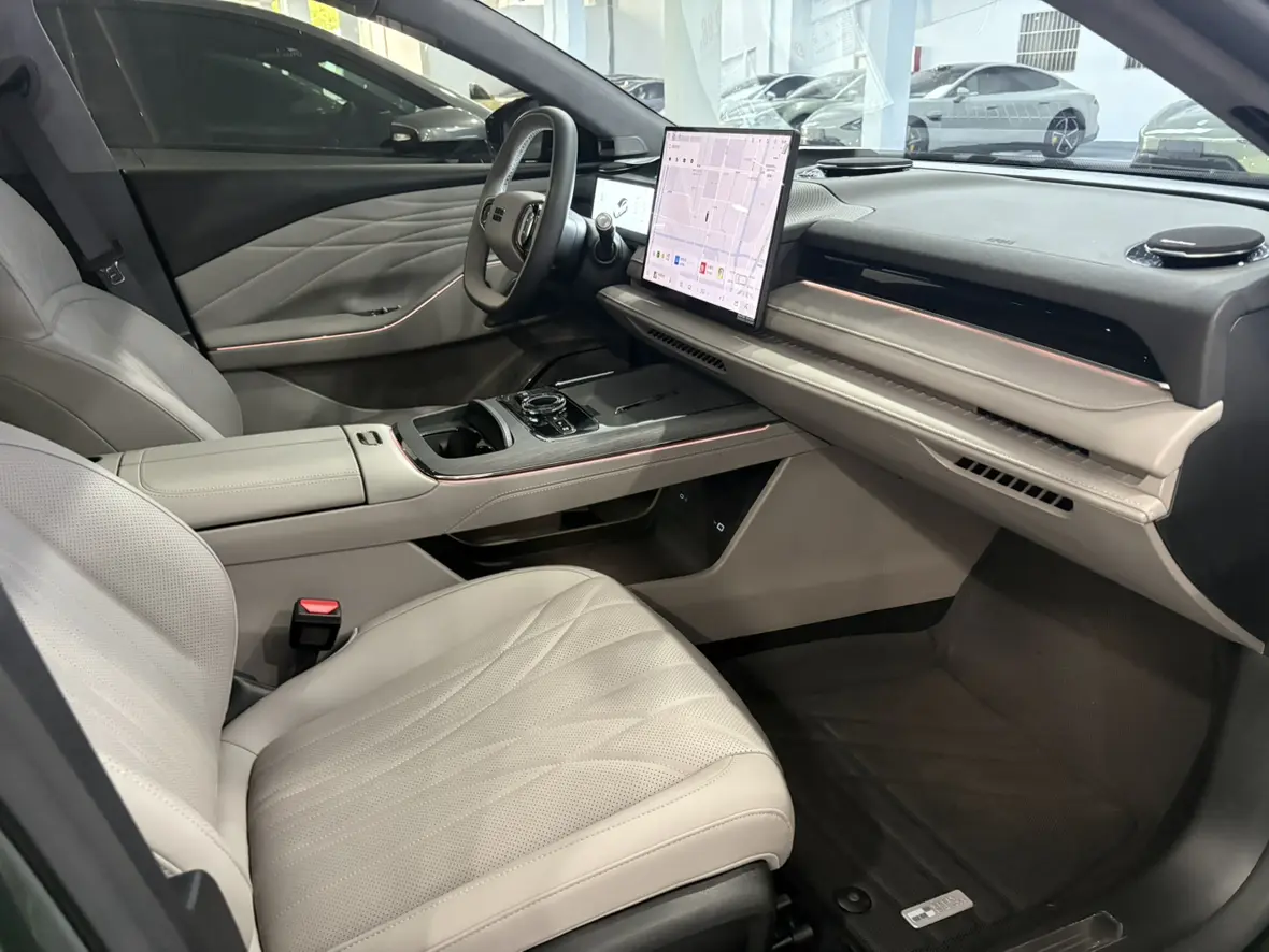 Geely Galaxy Star 8 PHEV