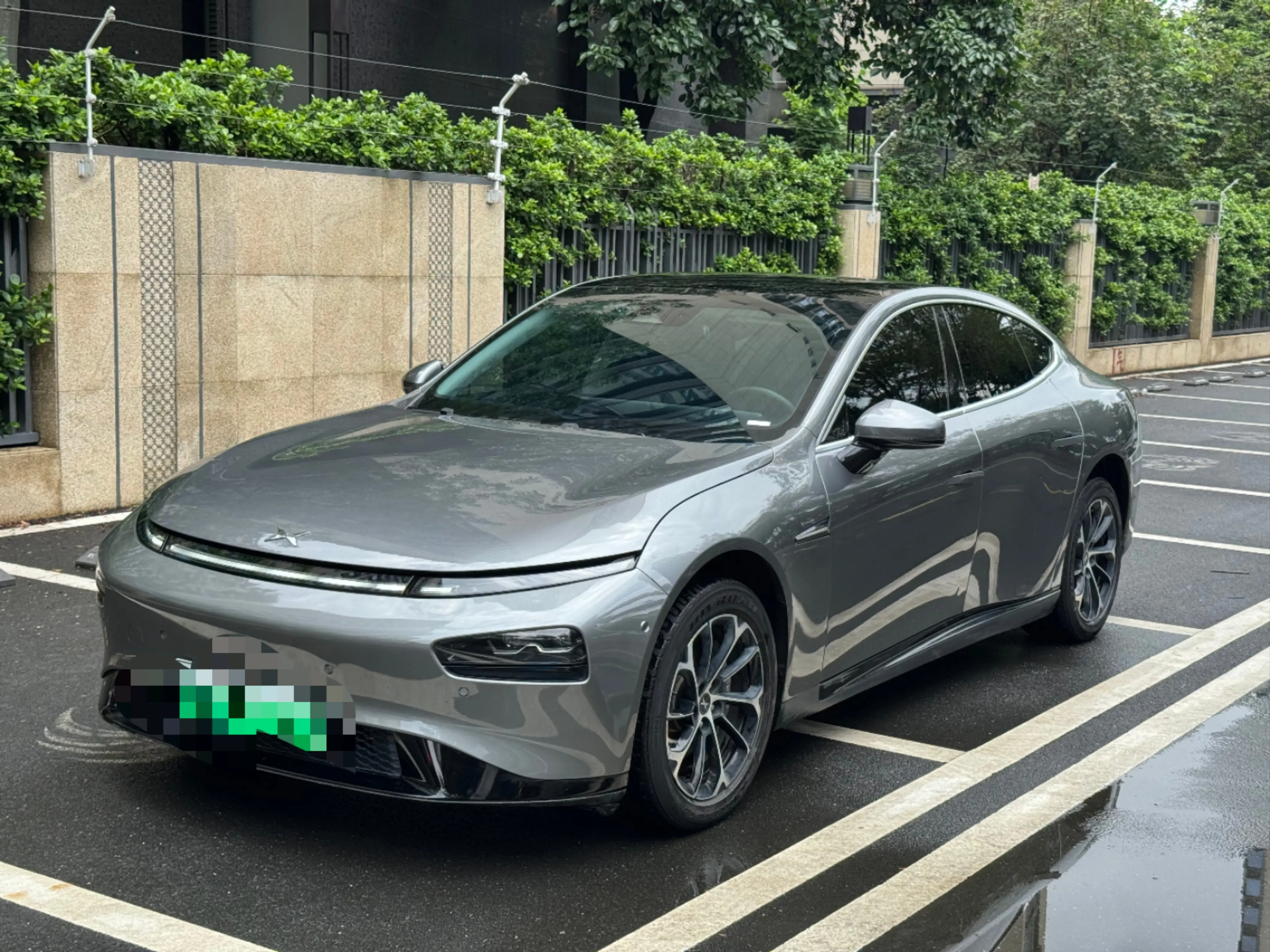 Xpeng P7
