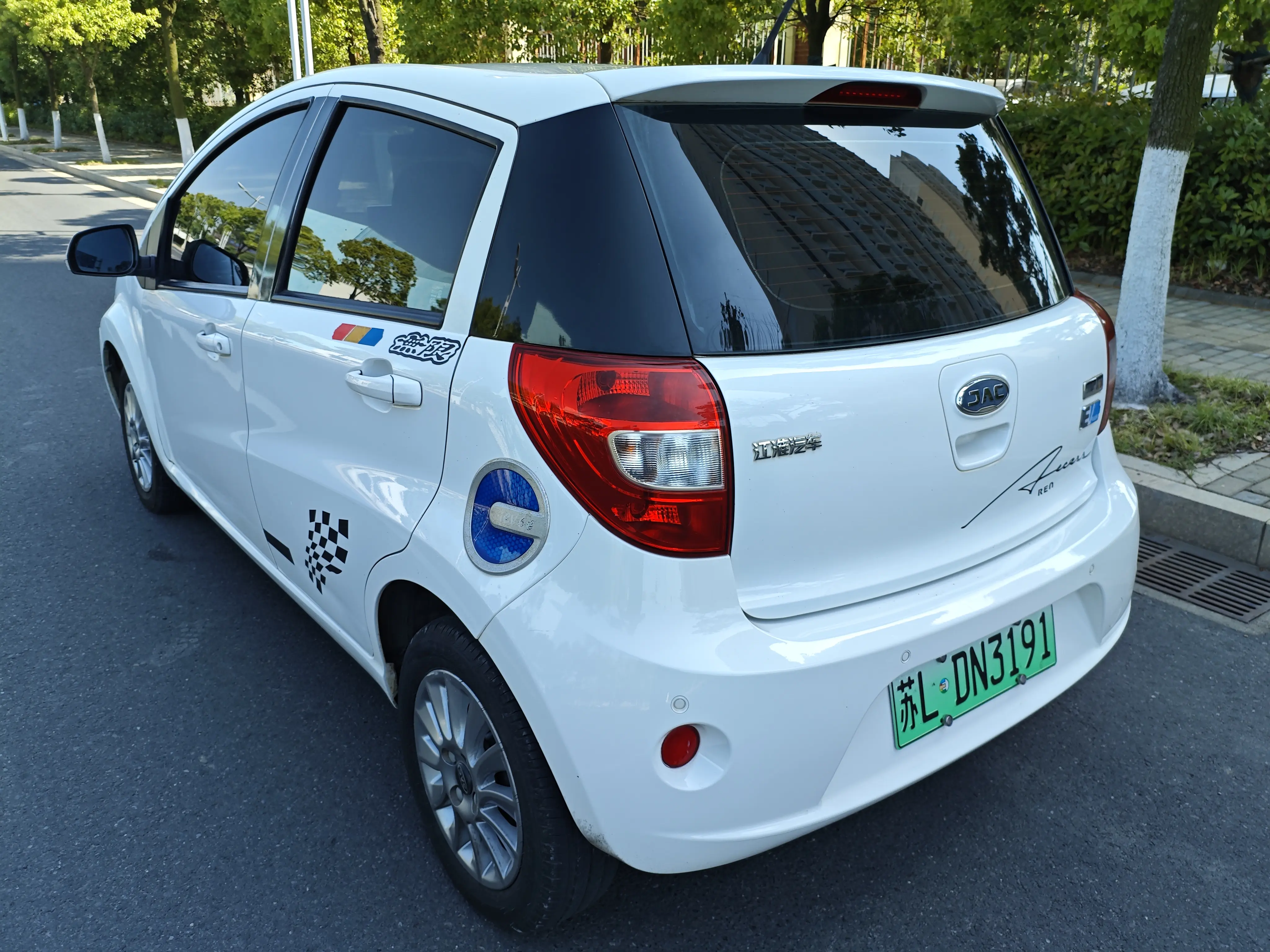 JAC iEV6E