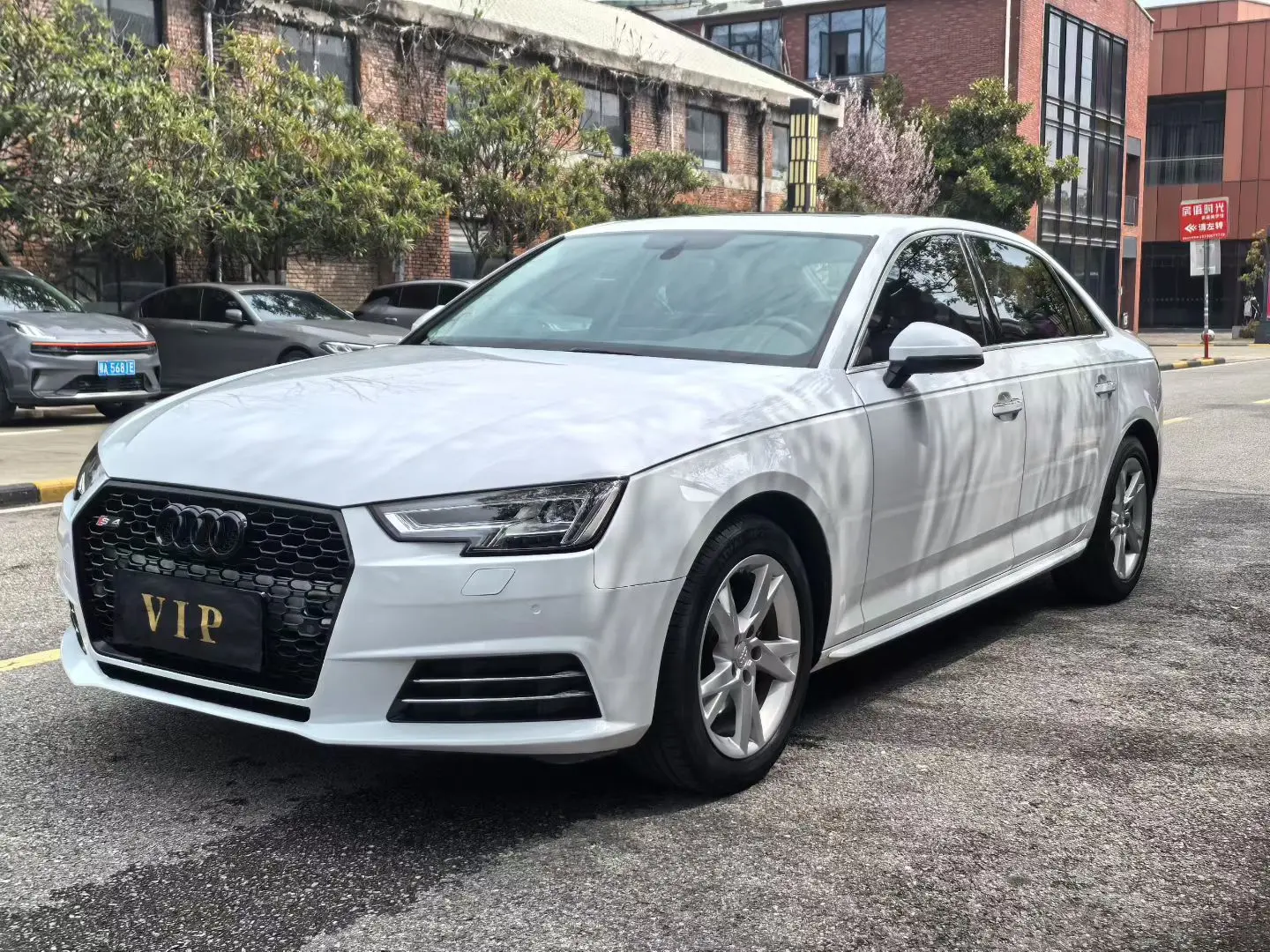 Audi A4L