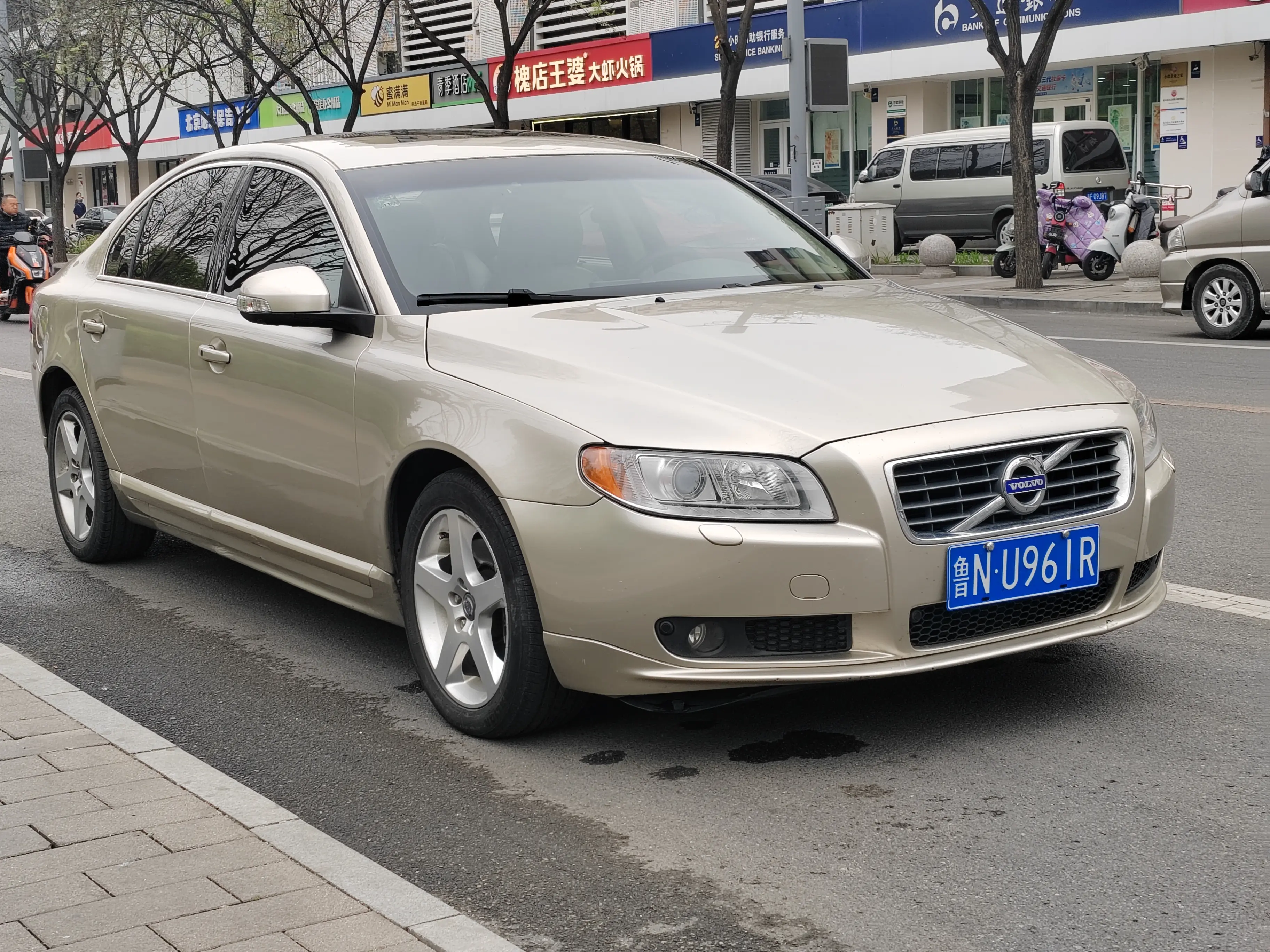 Volvo S80L