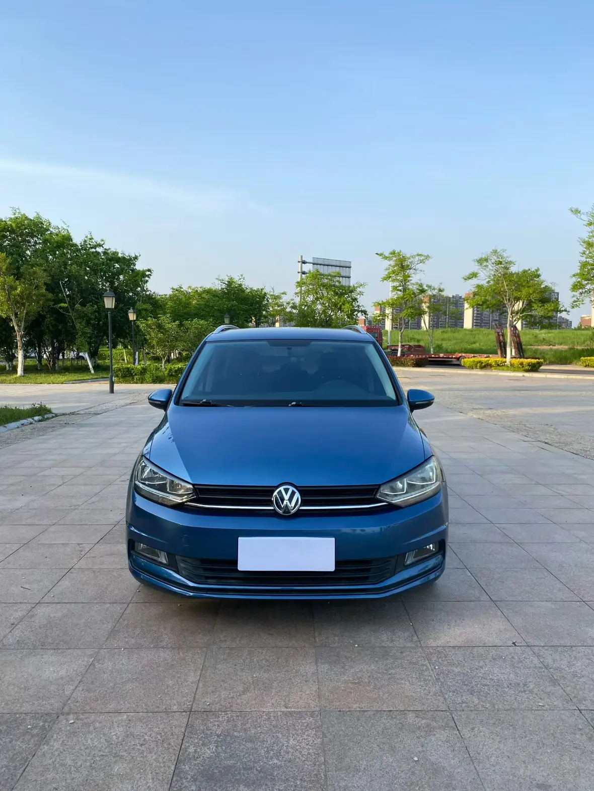 Volkswagen Touran L