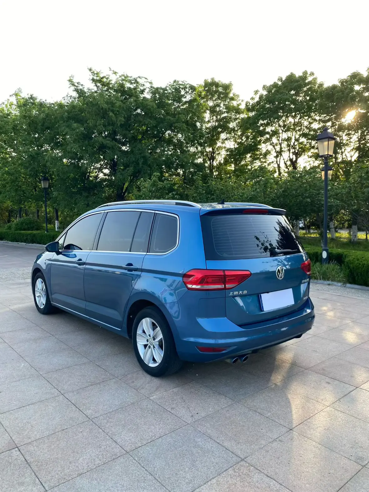 Volkswagen Touran L