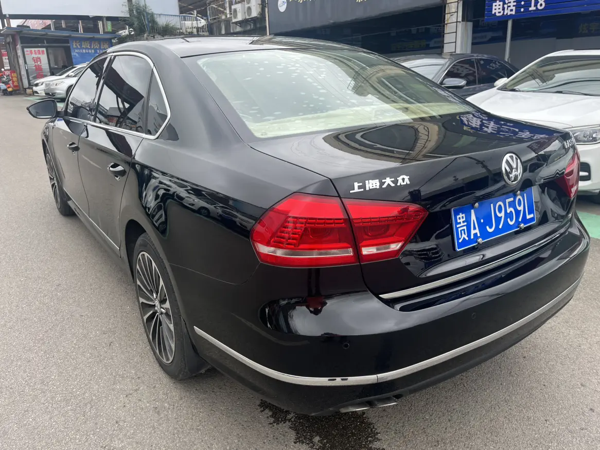 Volkswagen Passat