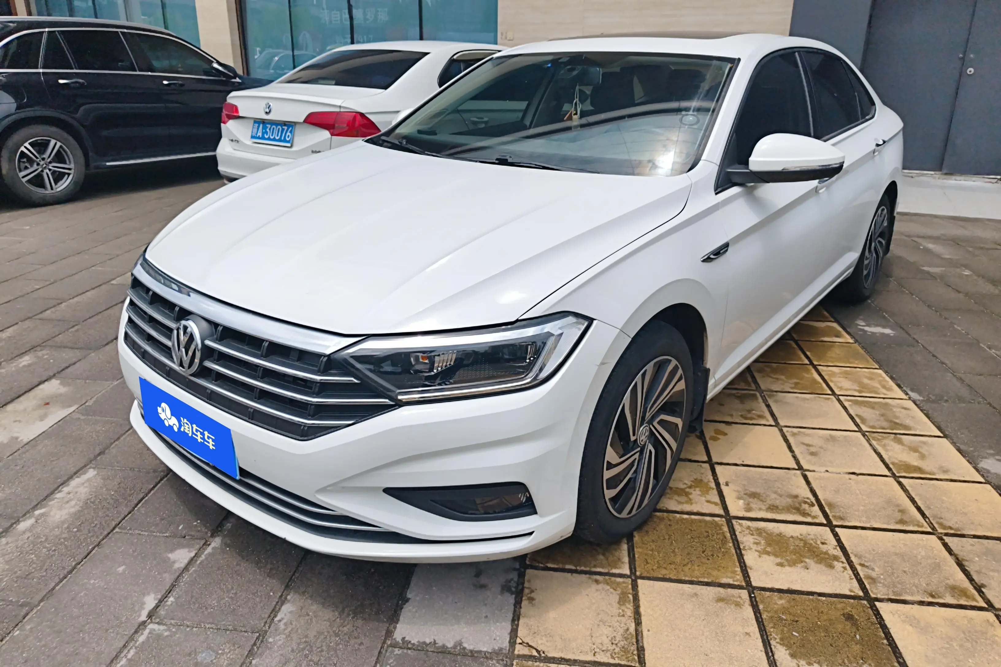 Volkswagen Sagitar