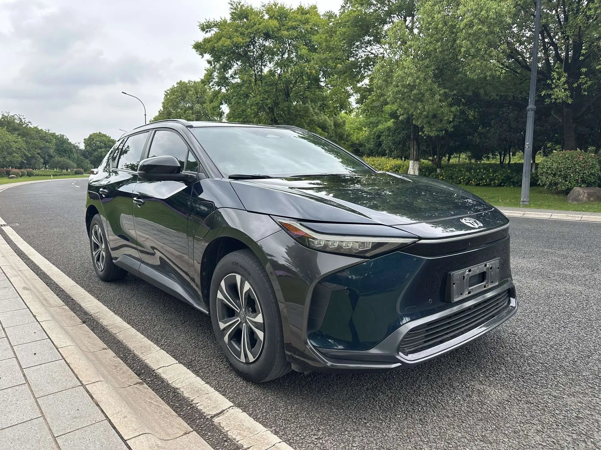 Toyota FAW  bZ4X