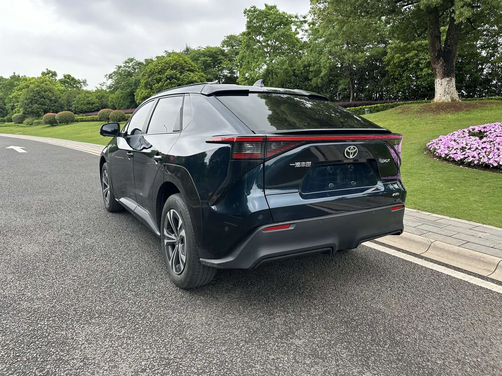 Toyota FAW  bZ4X