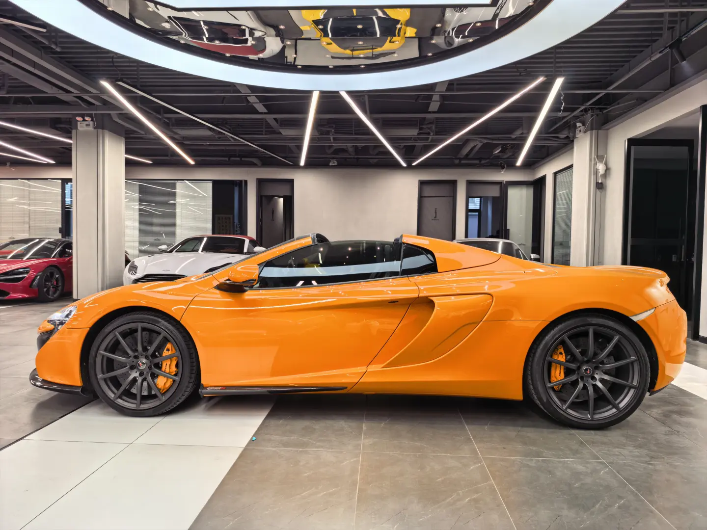 McLaren 650S
