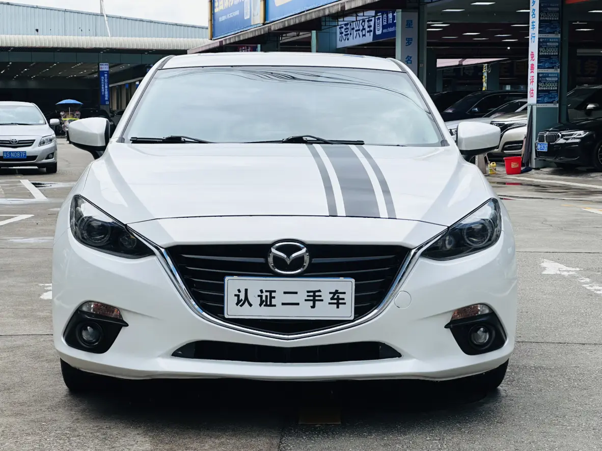 Mazda Axela