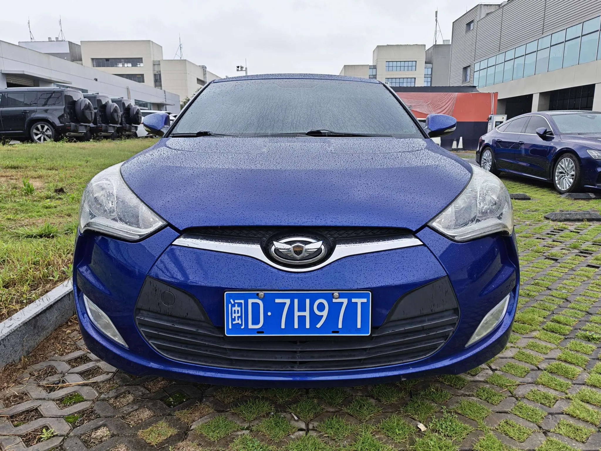 Hyundai Veloster