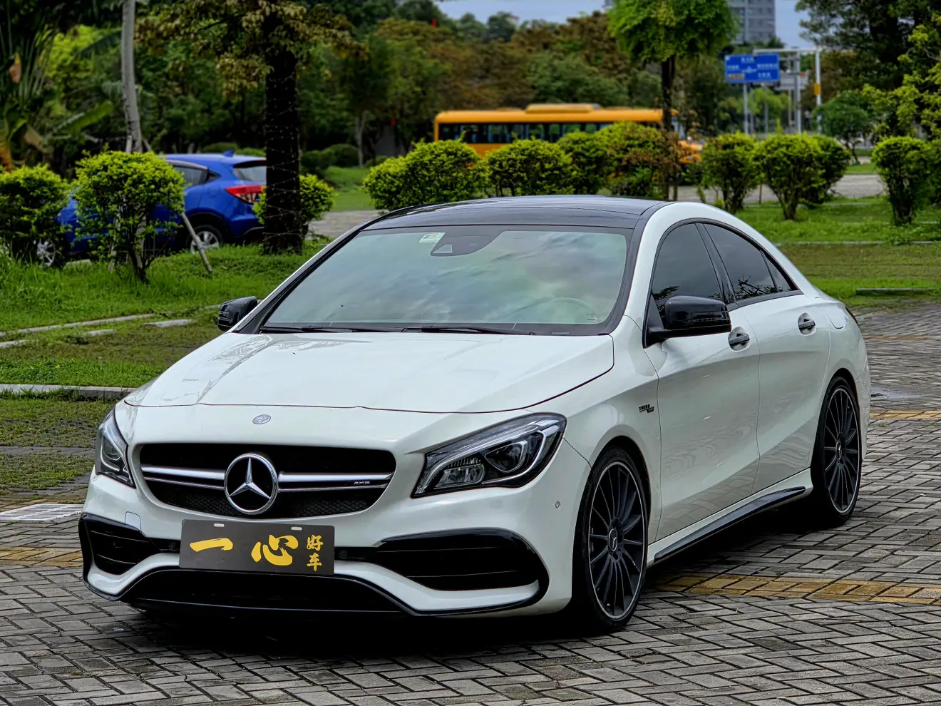Mercedes-Benz Mercedes CLA AMG