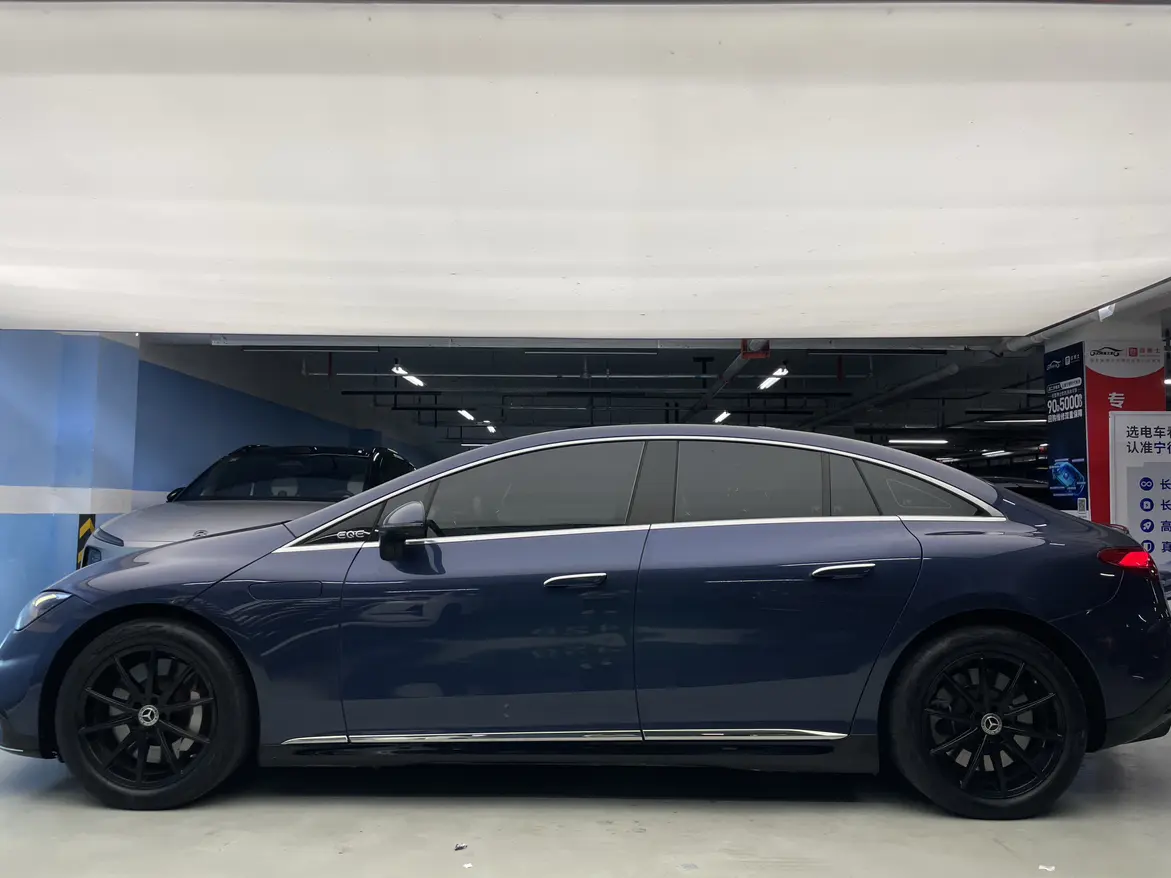 Mercedes-Benz EQE