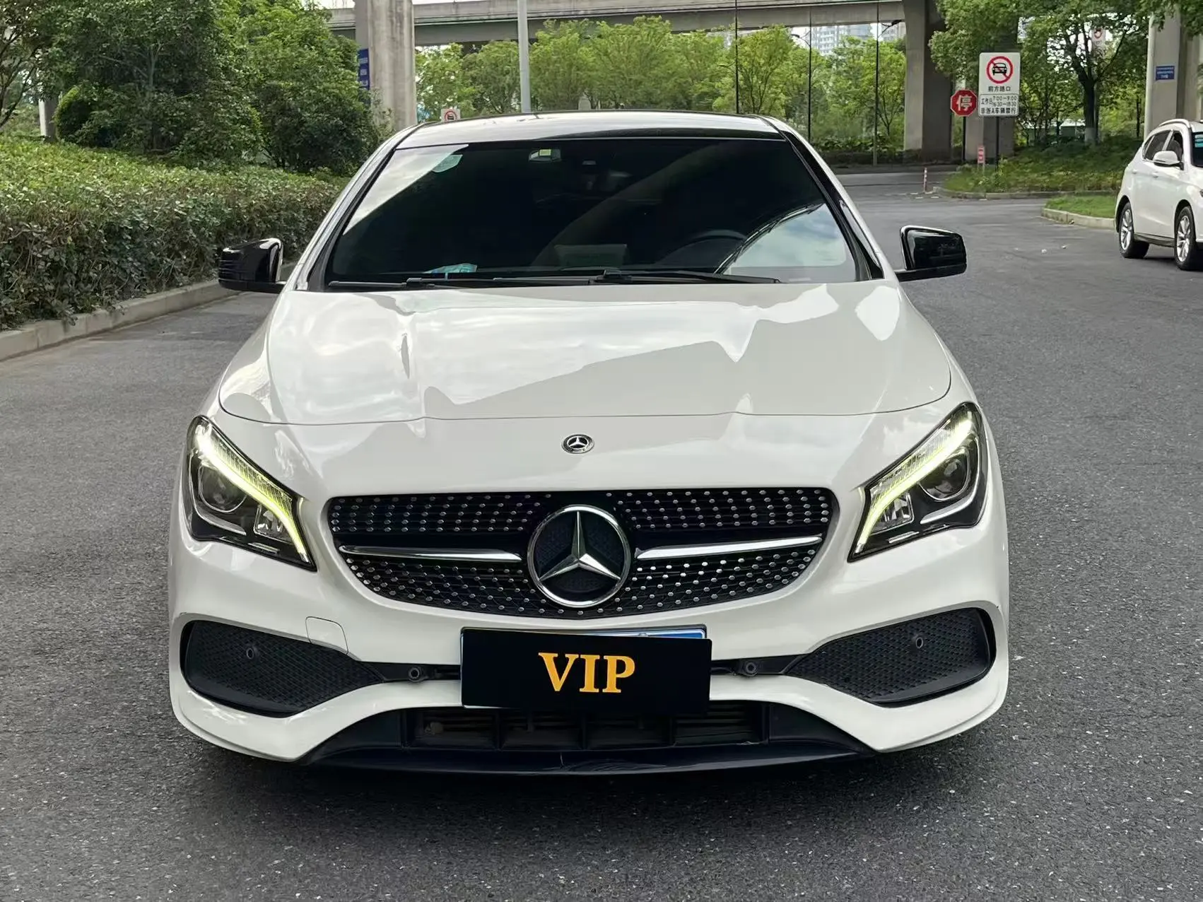 Mercedes-Benz CLA (Imported)