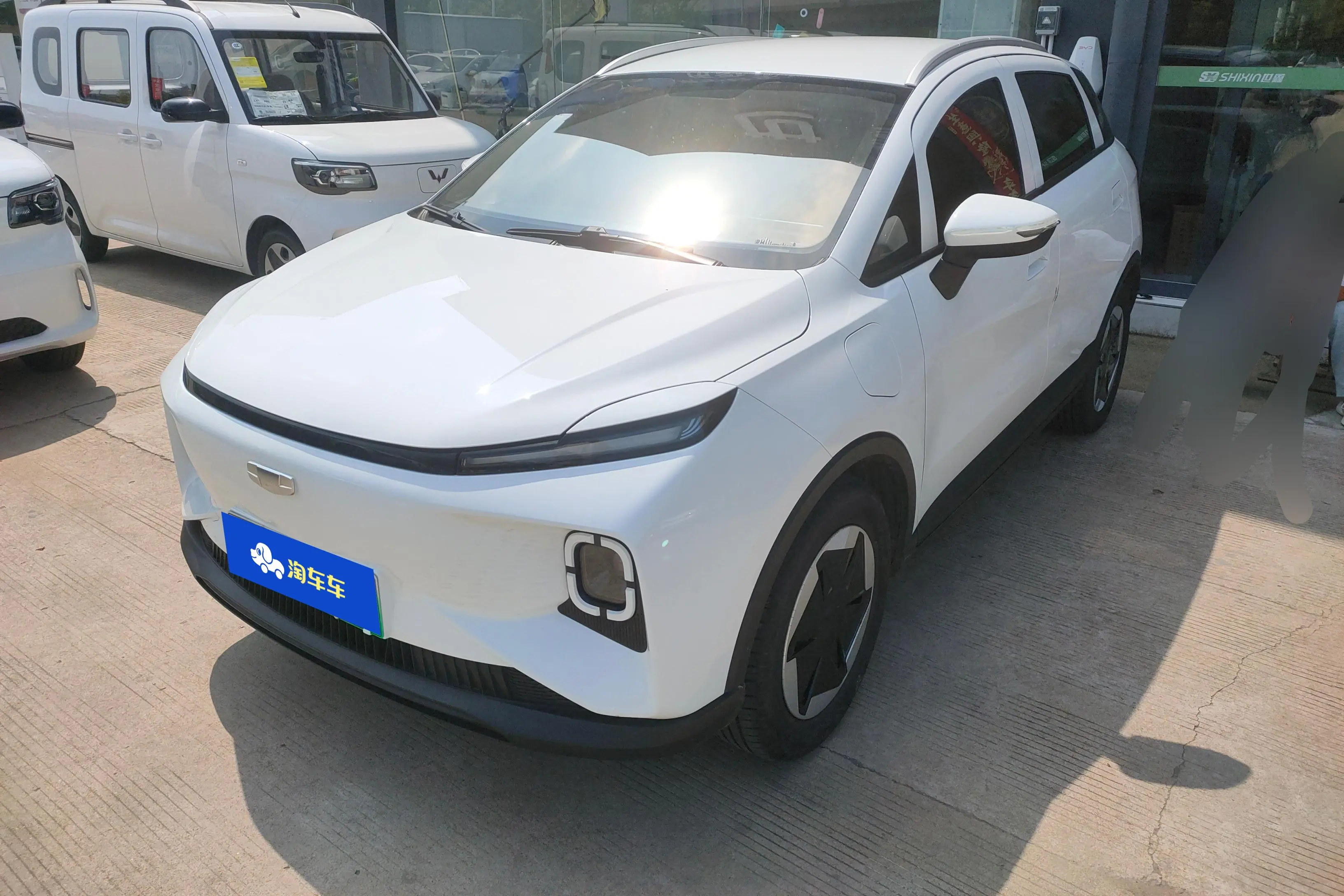 Geely Geometry E Firefly