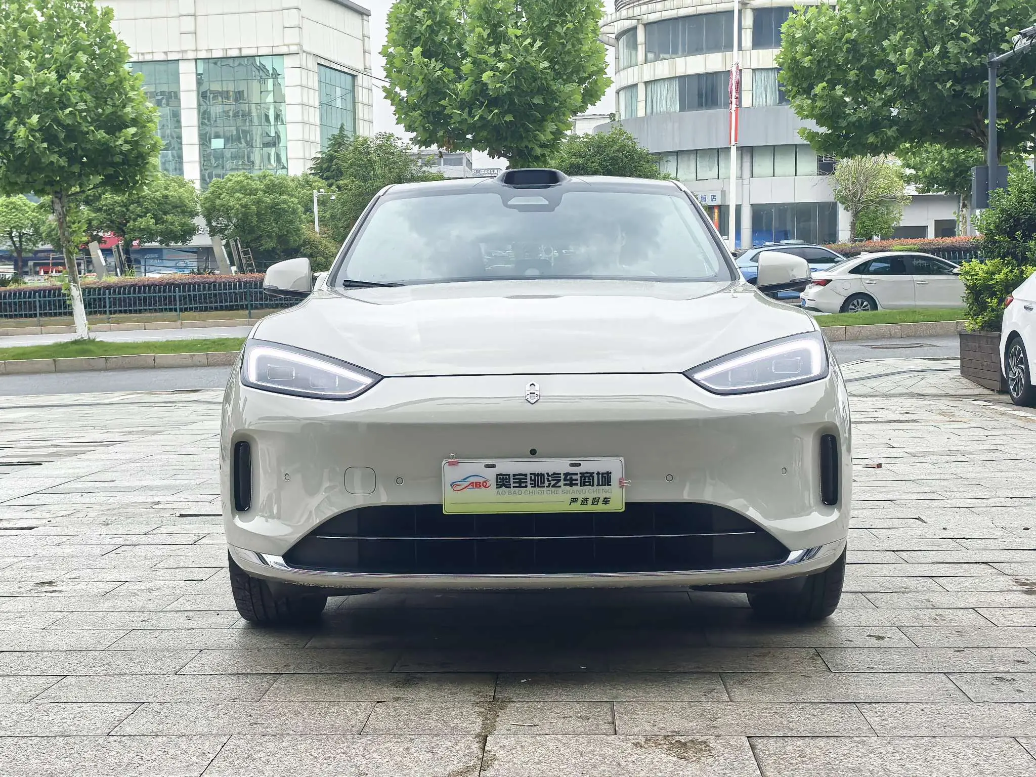 AITO M5