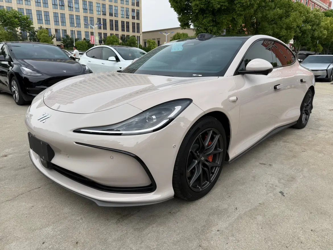 IM Motors L6