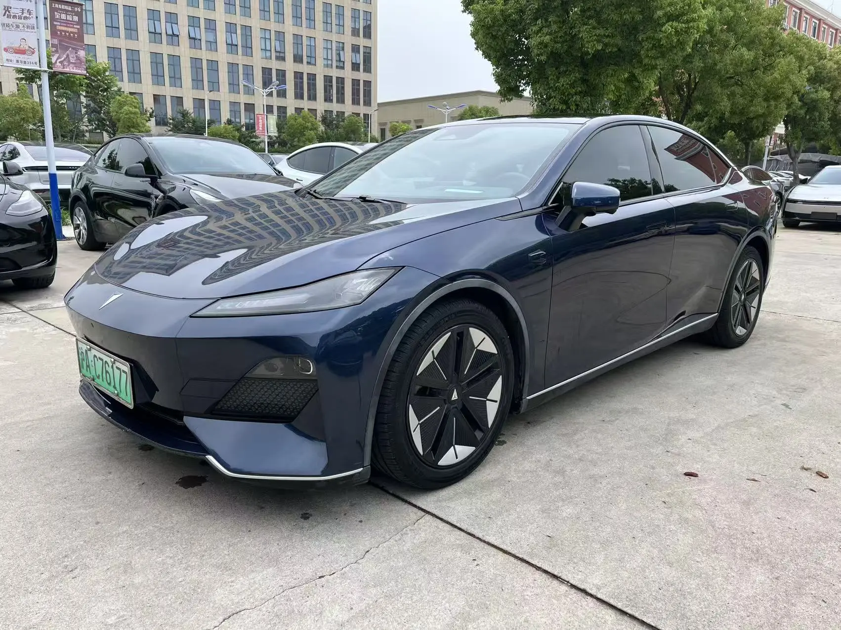 Deepal Dark blue SL03