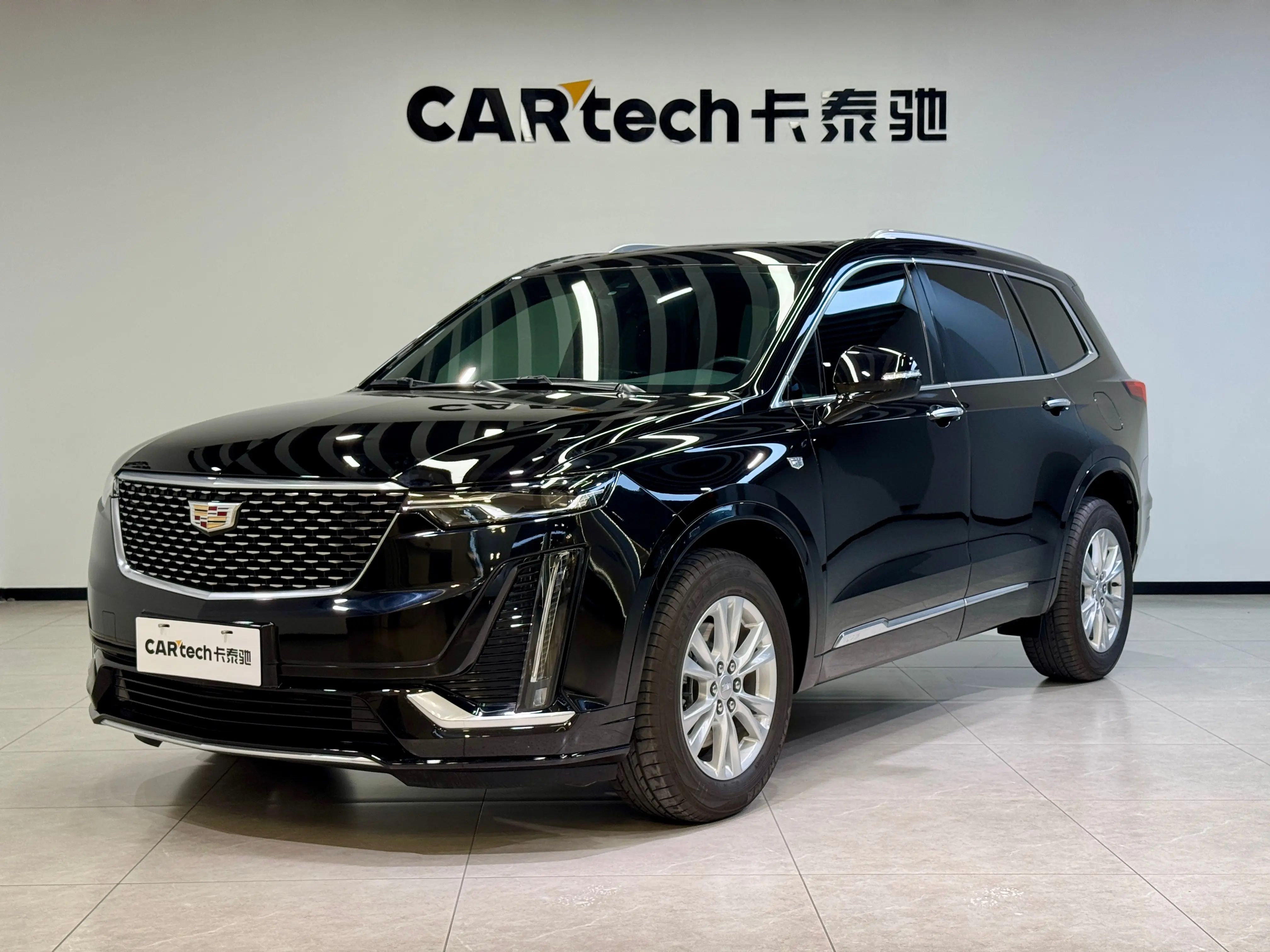 Cadillac XT6