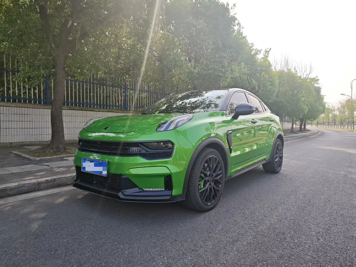 Lynk & Co 05
