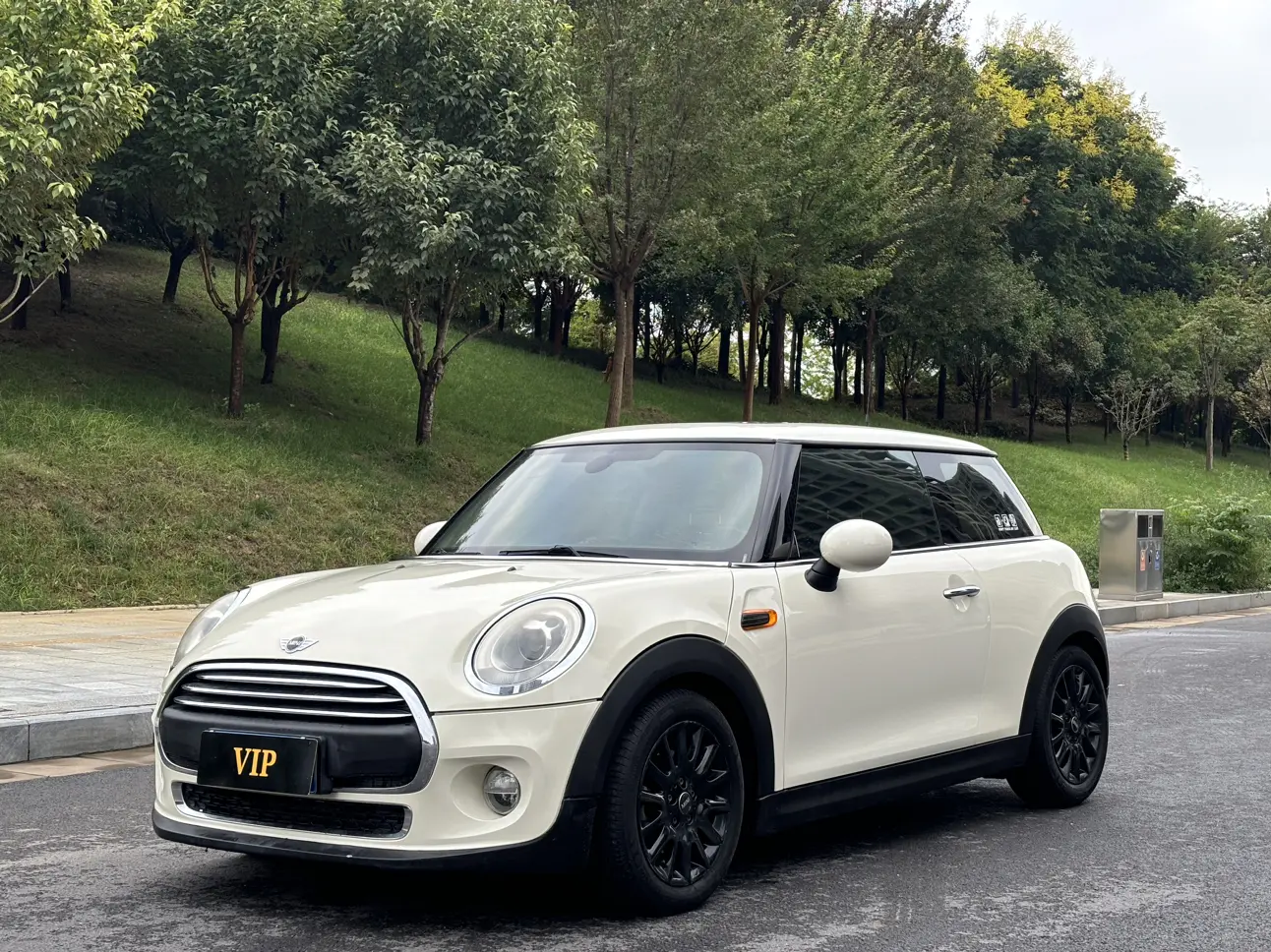MINI 