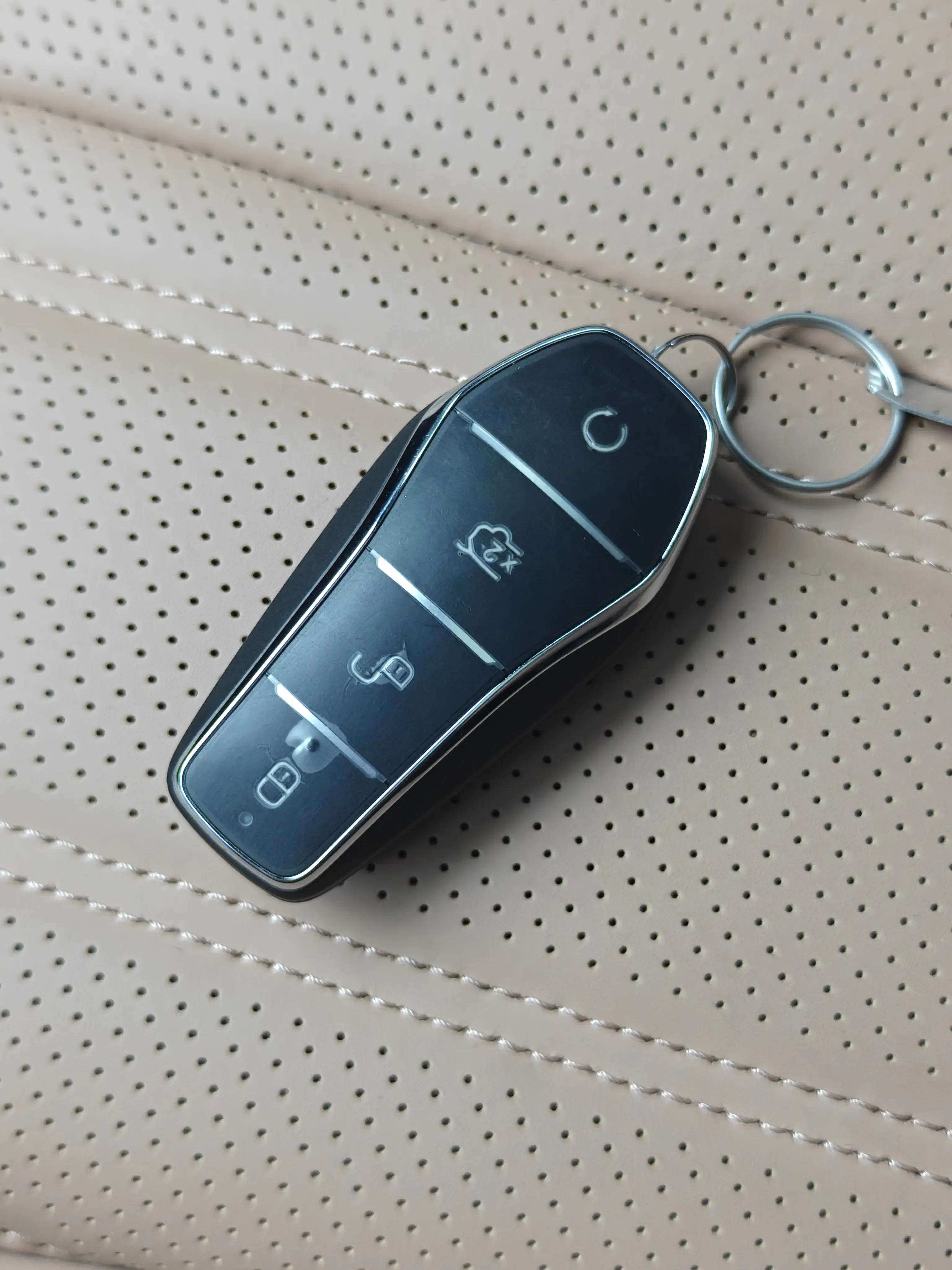 BYD Song L EV