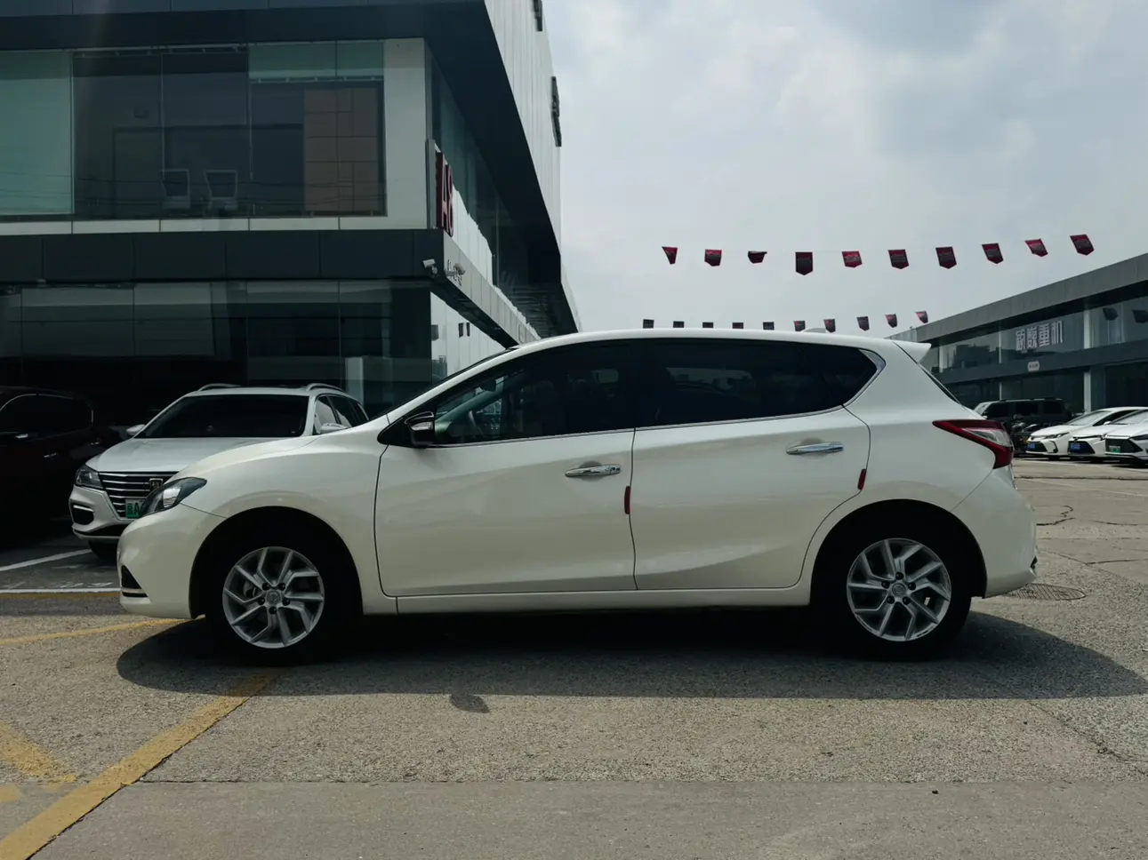 Nissan Tiida