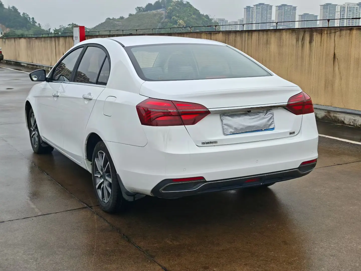Geely Emgrand