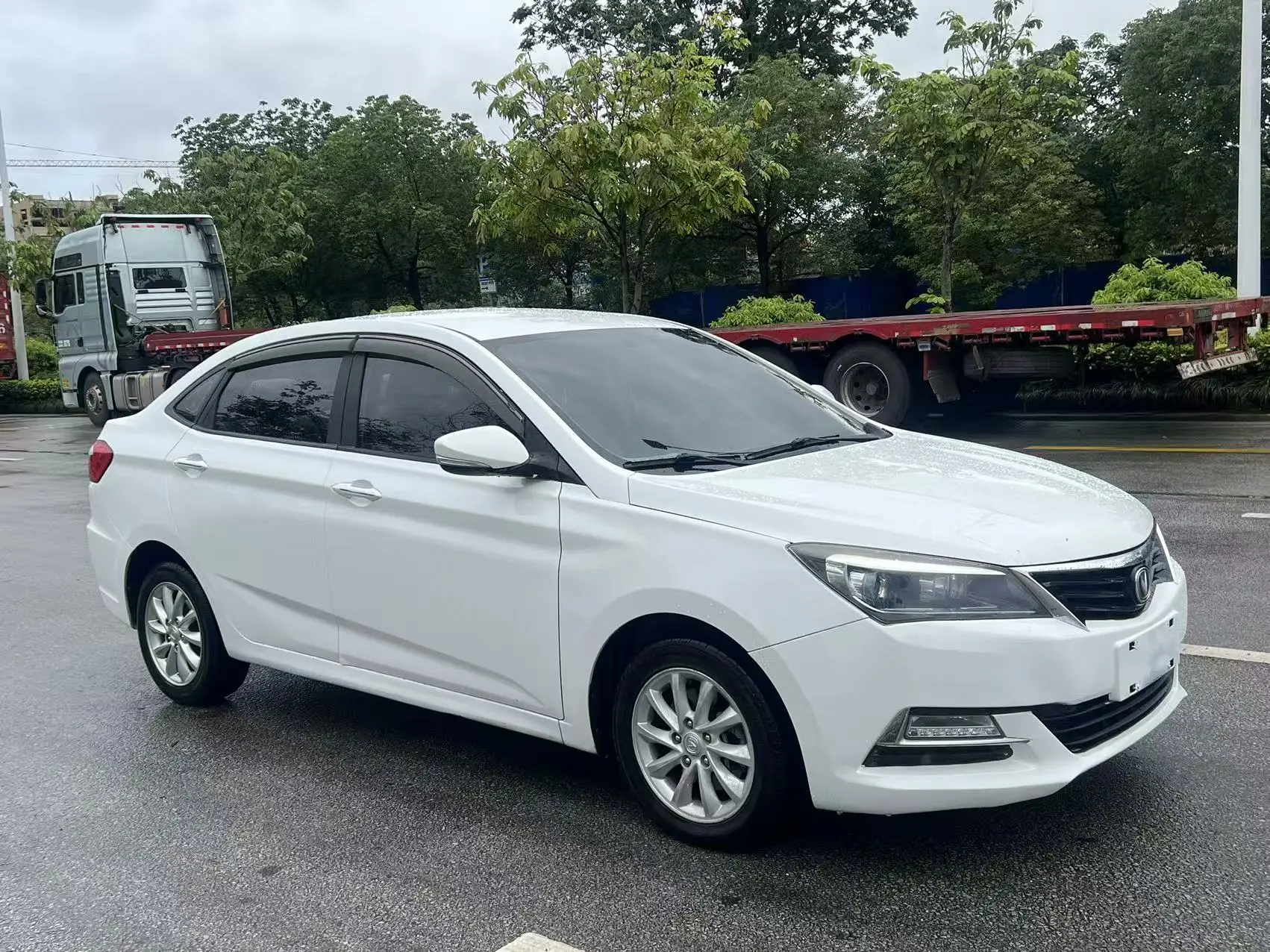Changan Yuexiang V7