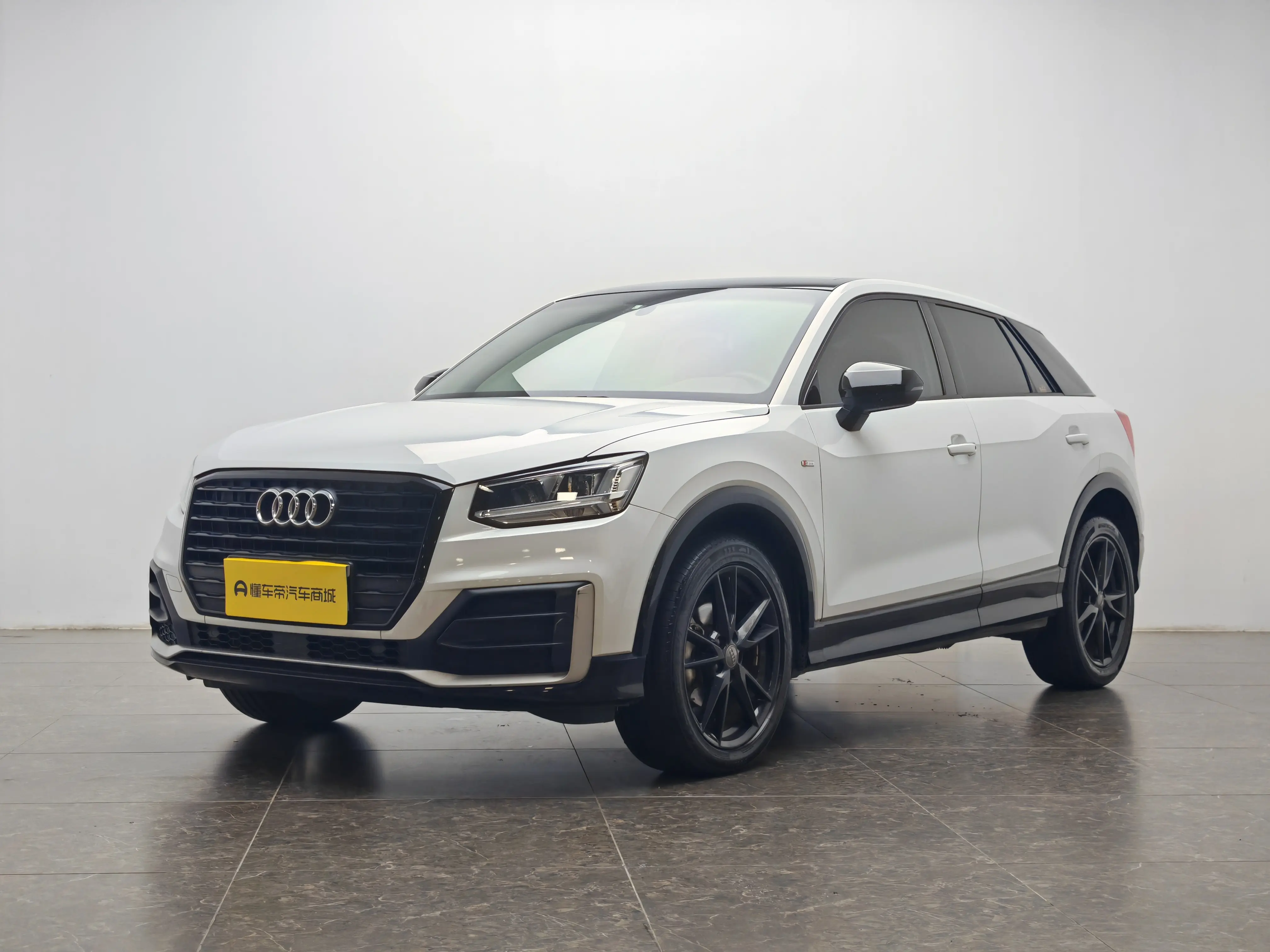Audi Q2L