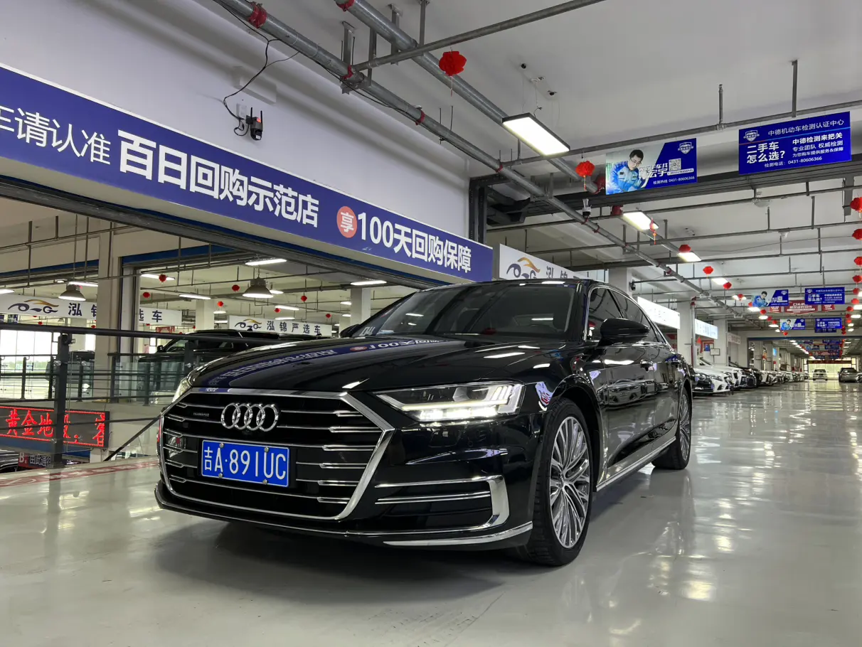 Audi A8