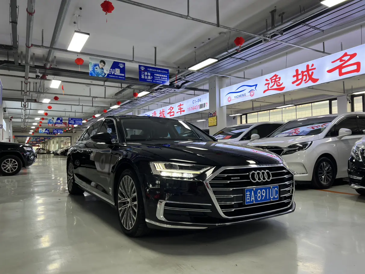 Audi A8