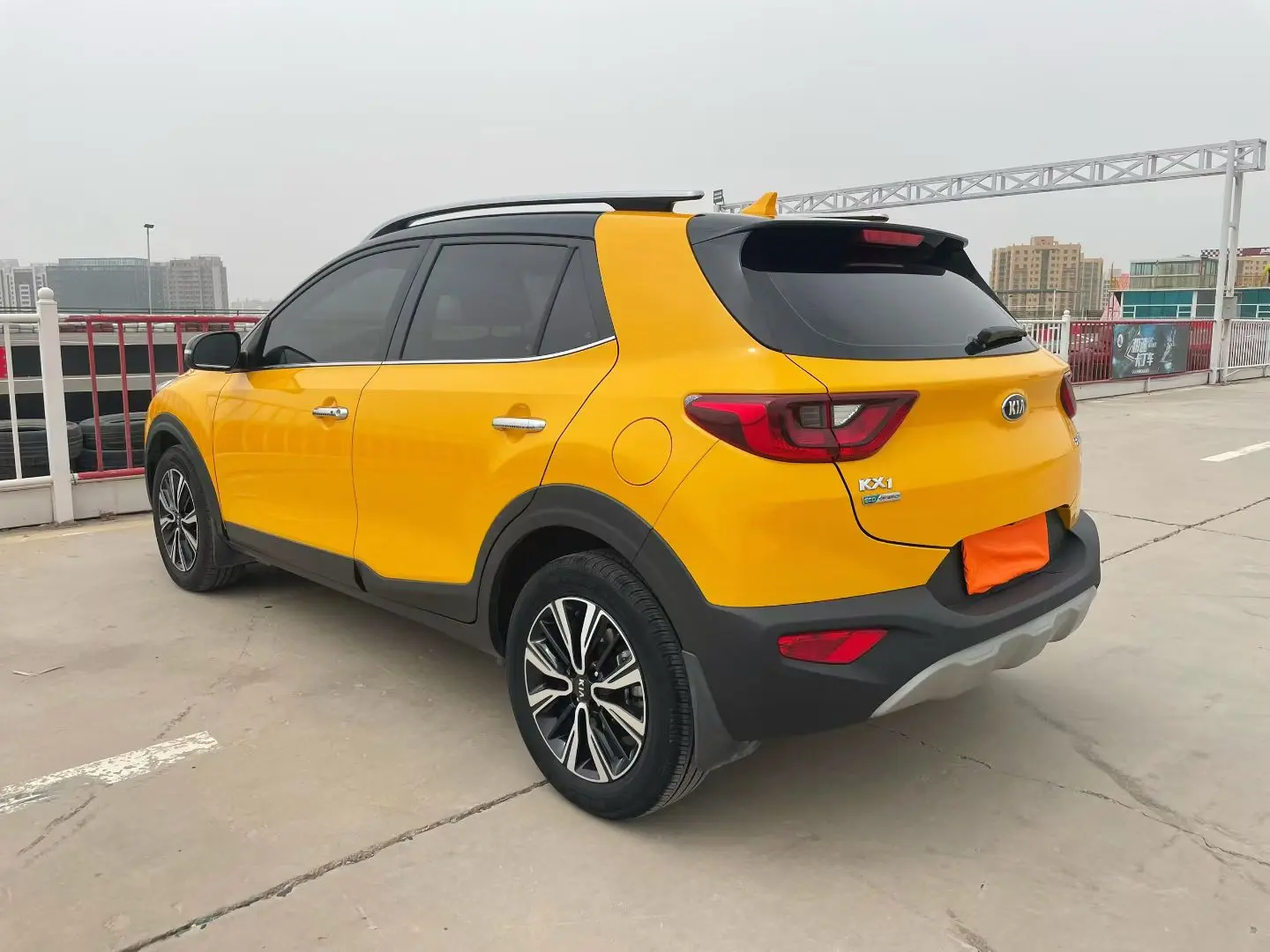 Kia KX1
