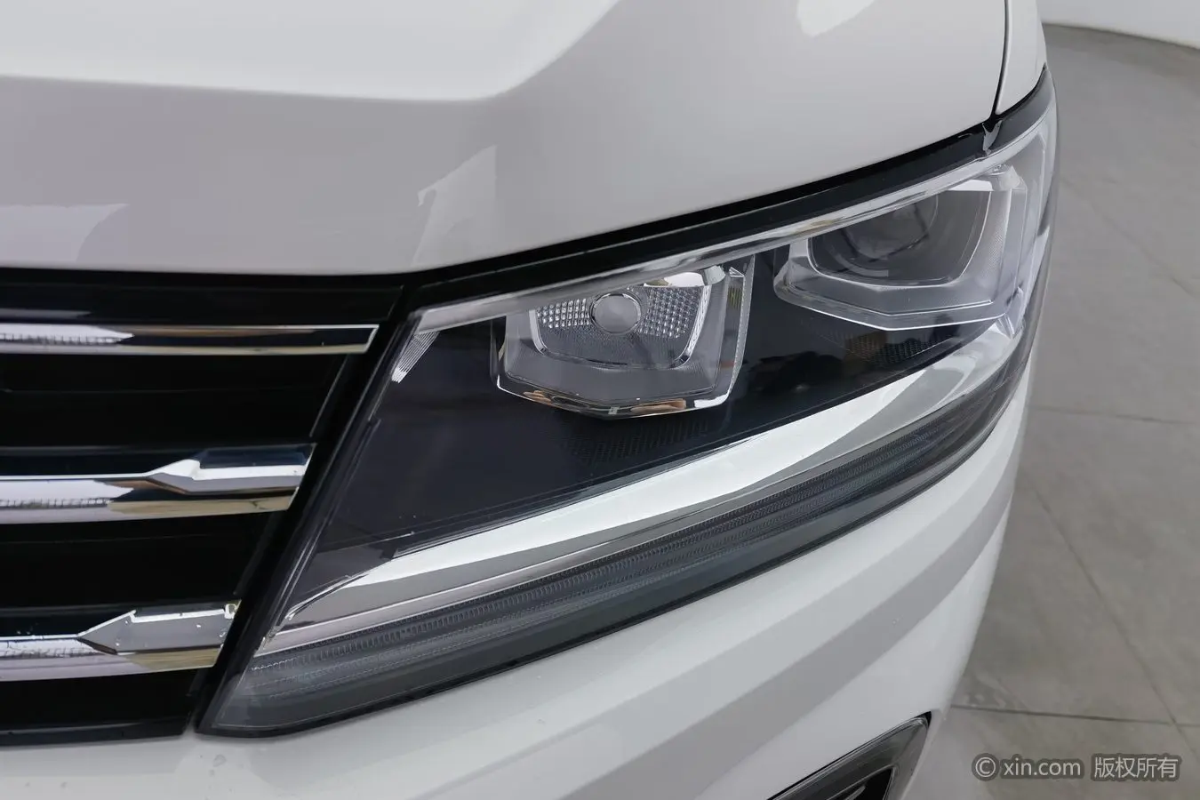 Volkswagen Tiguan L PHEV