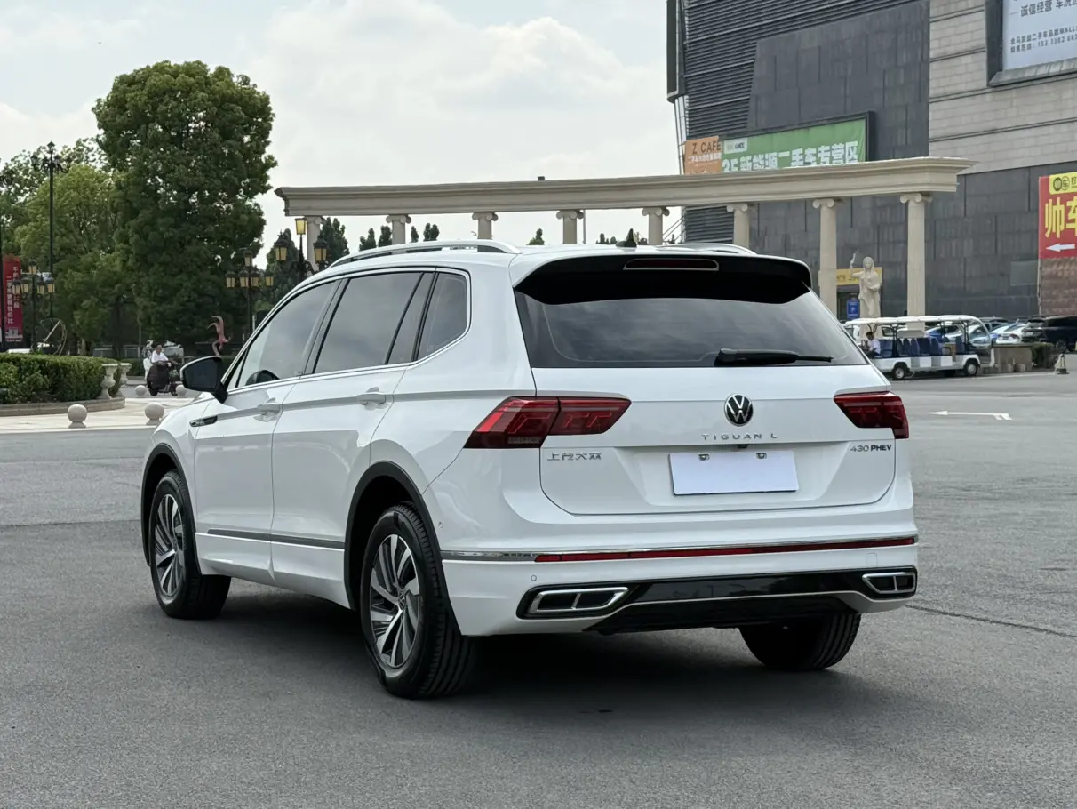 Volkswagen Tiguan L PHEV