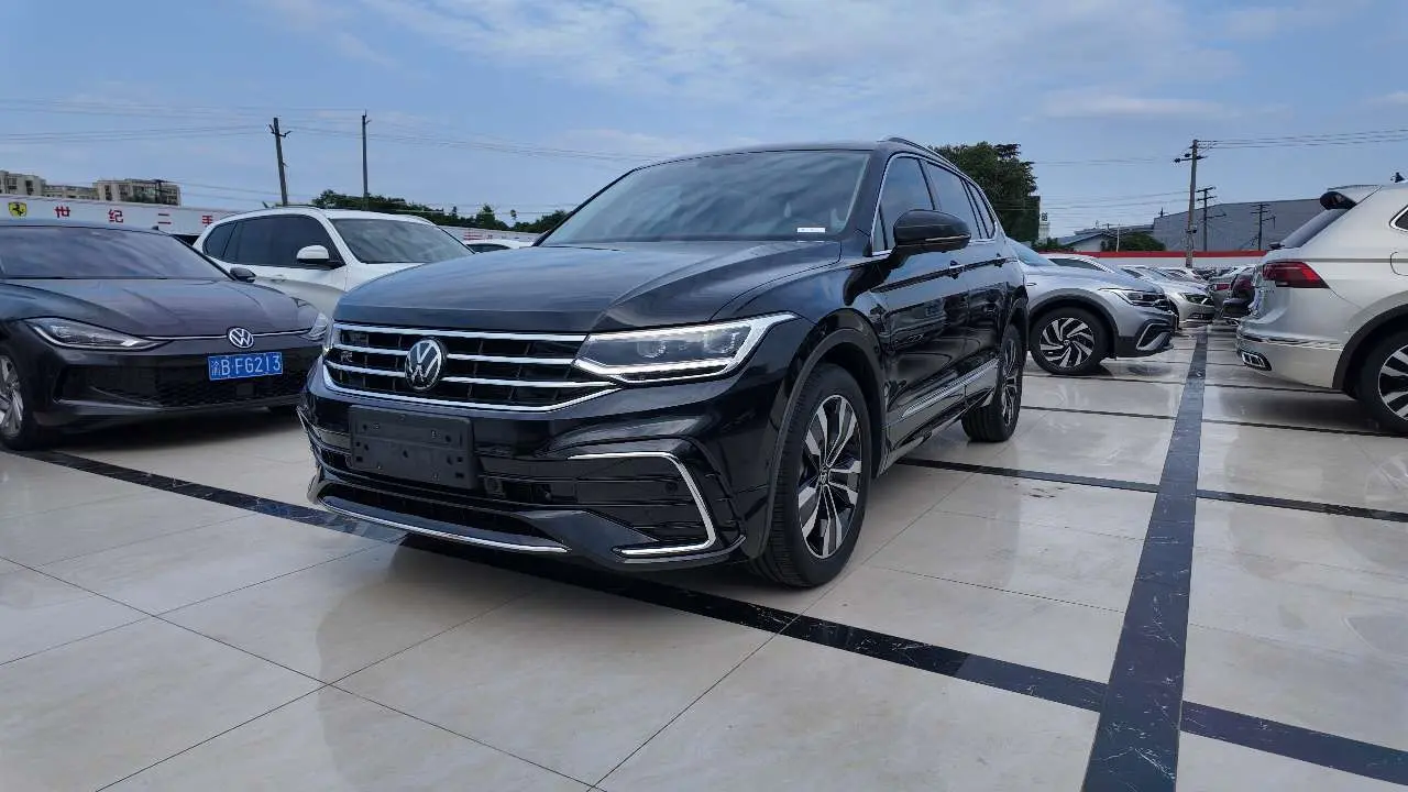 Volkswagen Tiguan L