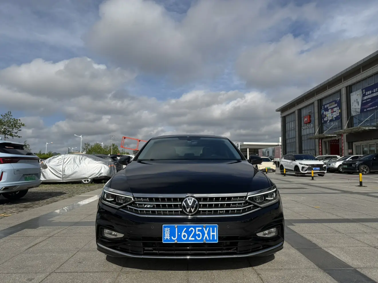 Volkswagen Magotan