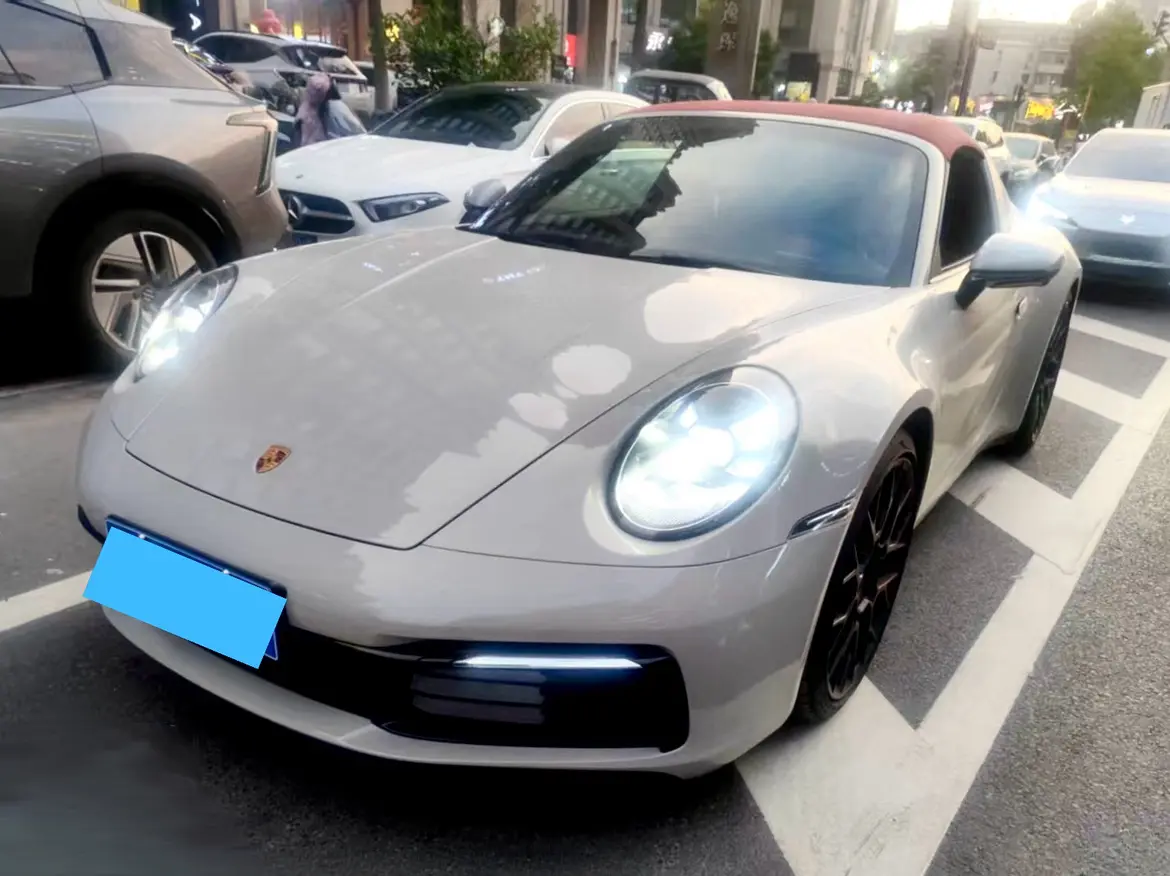 Porsche 911