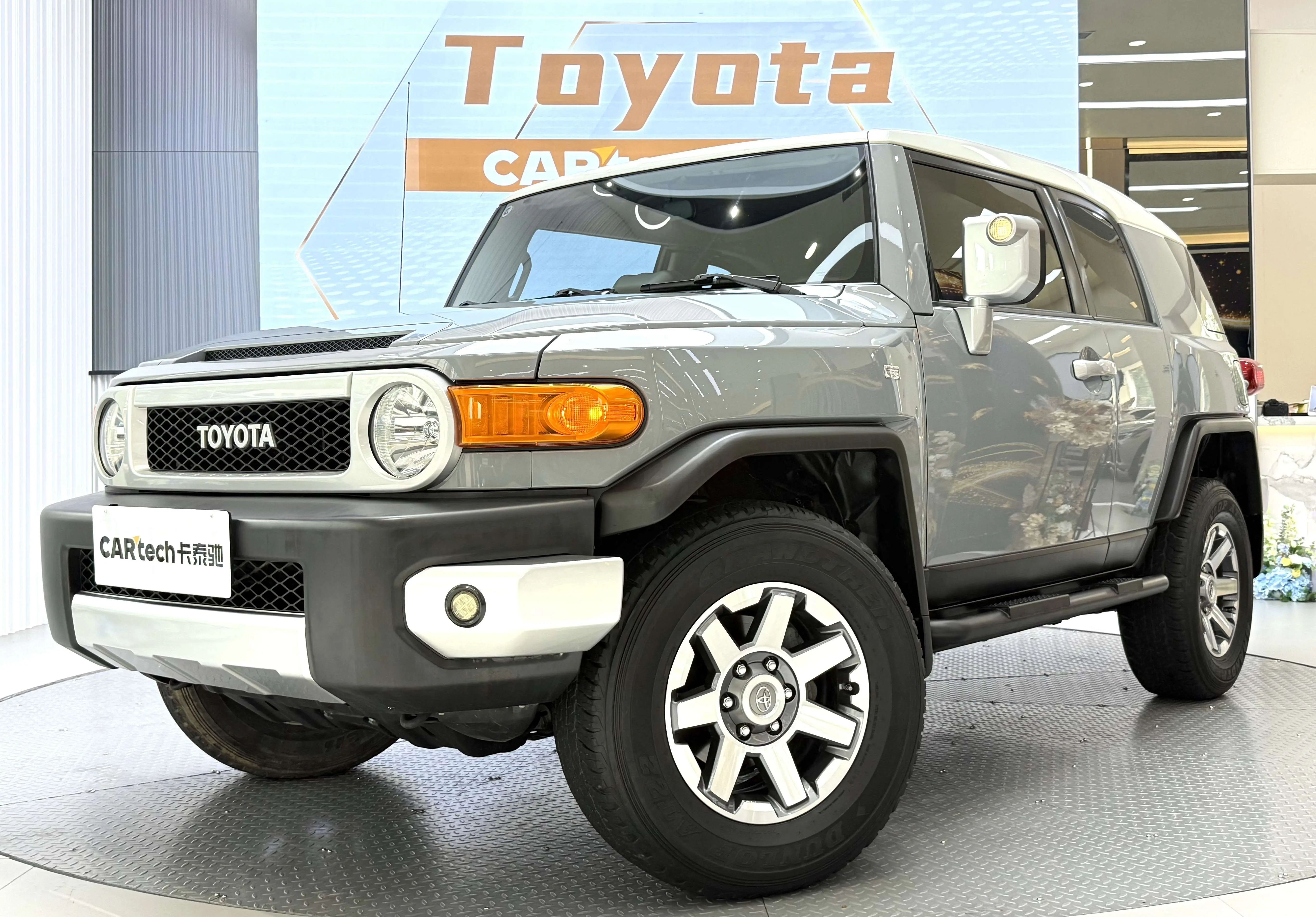 Toyota FJ Cruiser