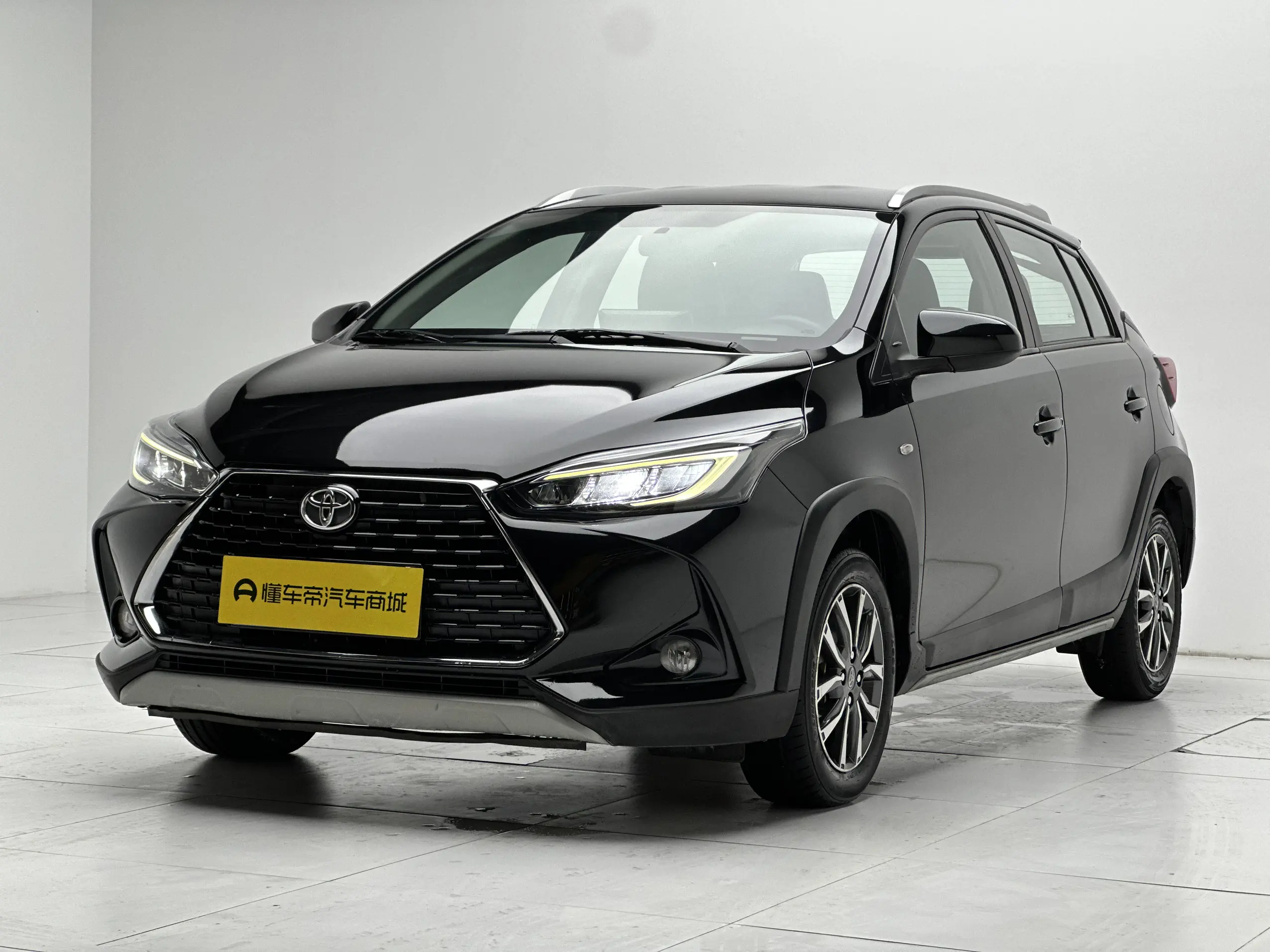 Toyota Yaris L