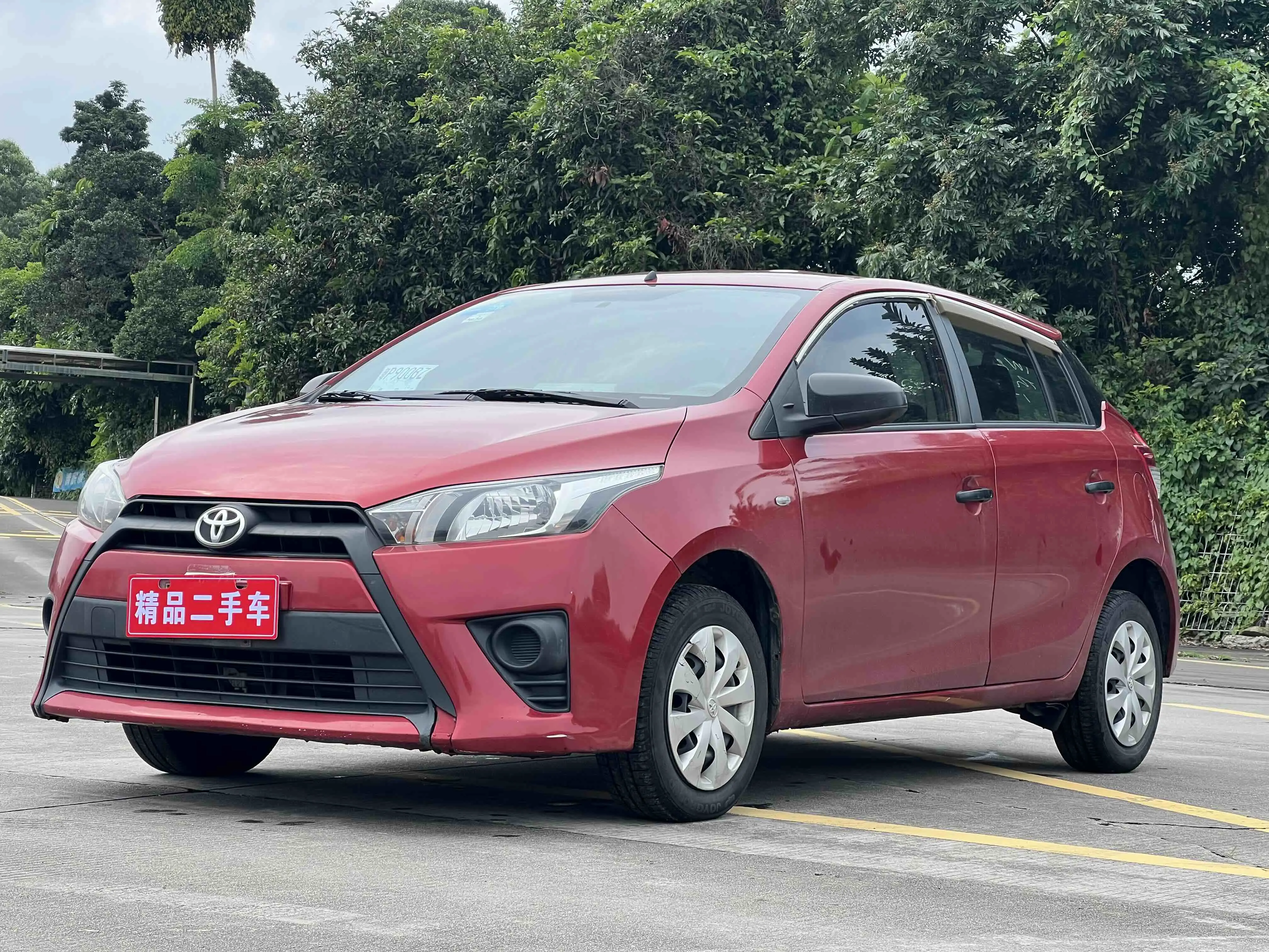 Toyota Yaris L