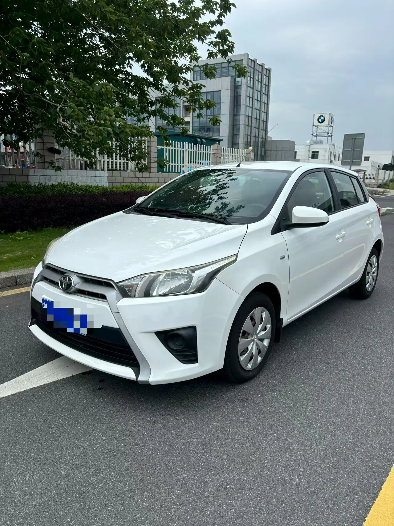 Toyota Yaris L