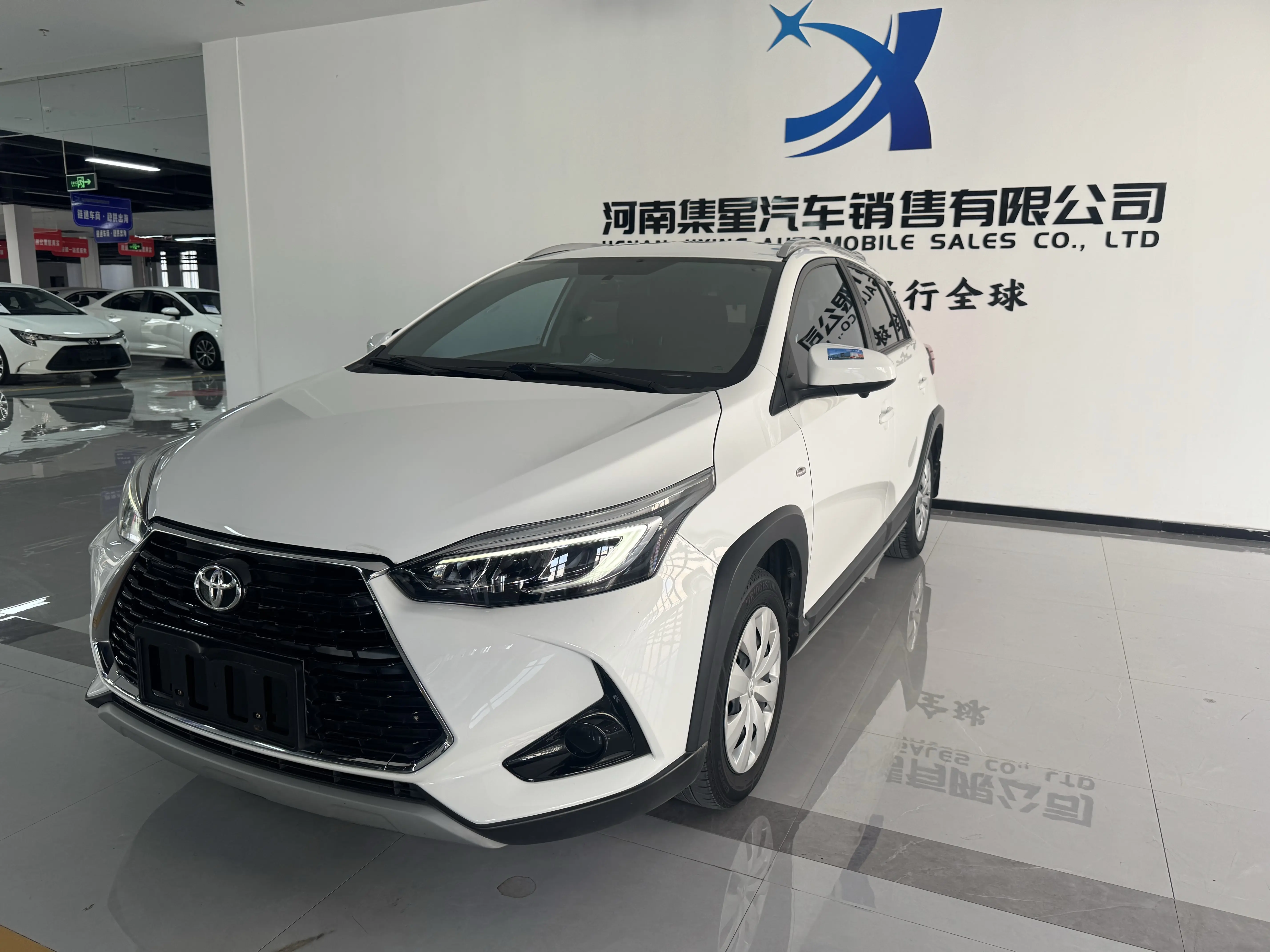 Toyota Yaris L