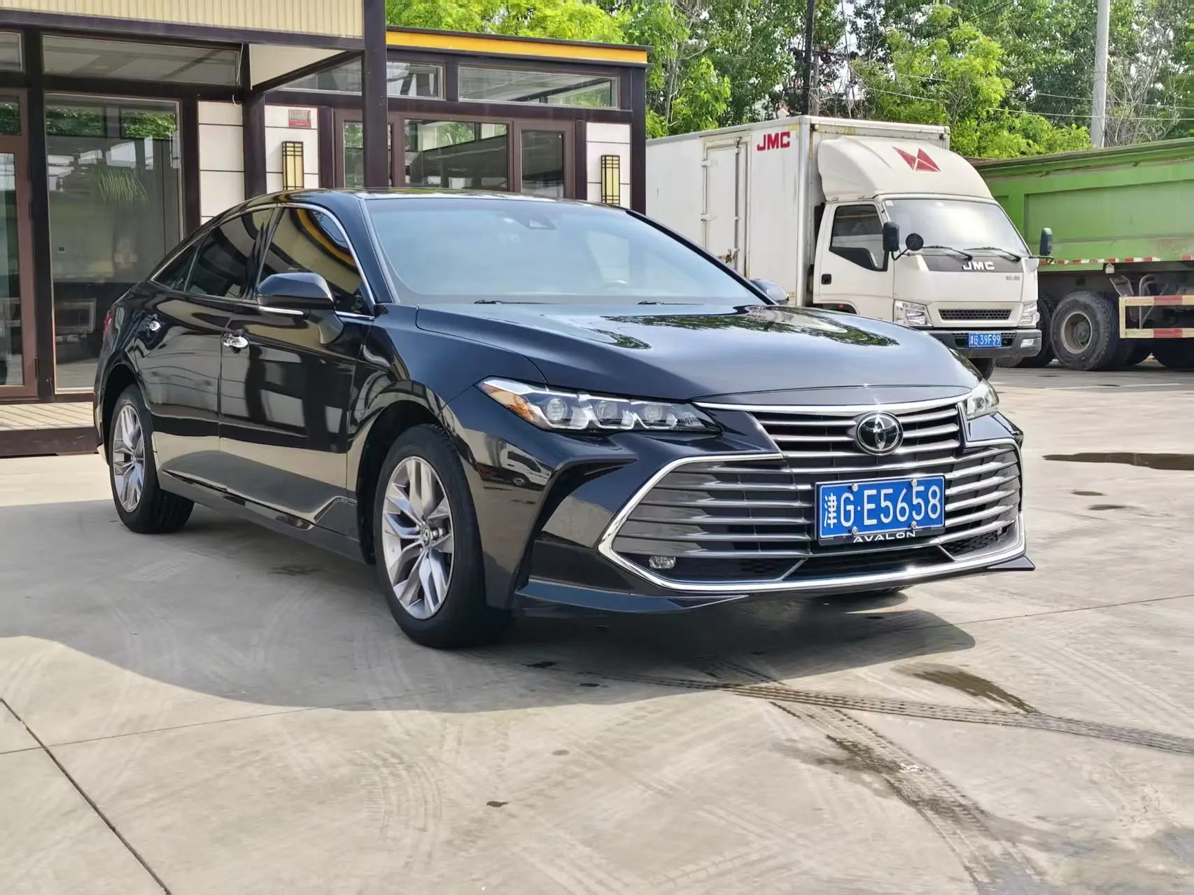 Toyota Avalon