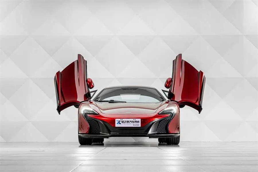McLaren 650S