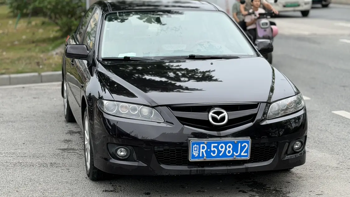 Mazda 6