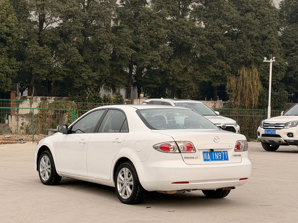 Mazda 6